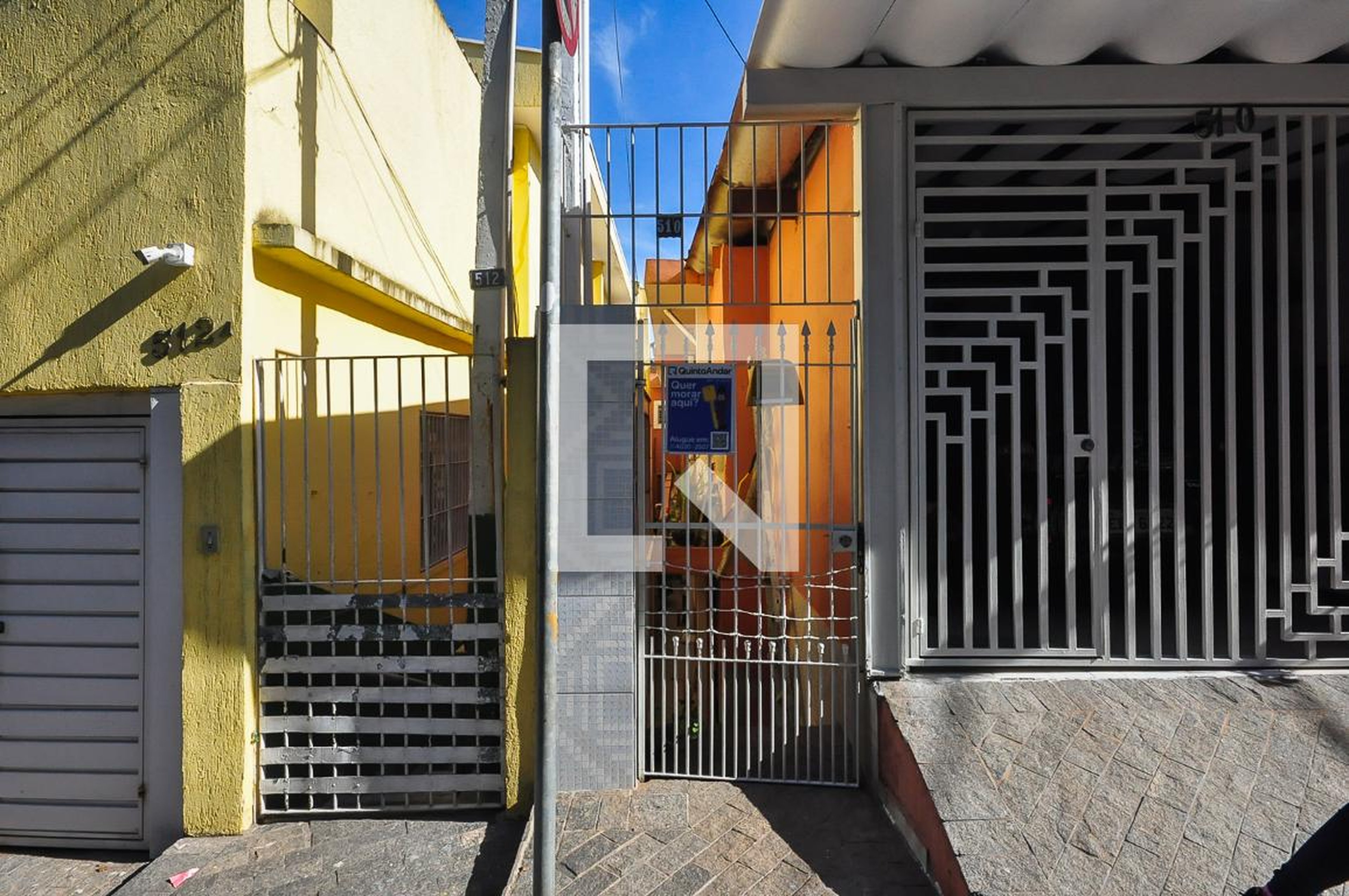 Fachada Condomínio em Rua Osiris Magalhães de Almeida, 510