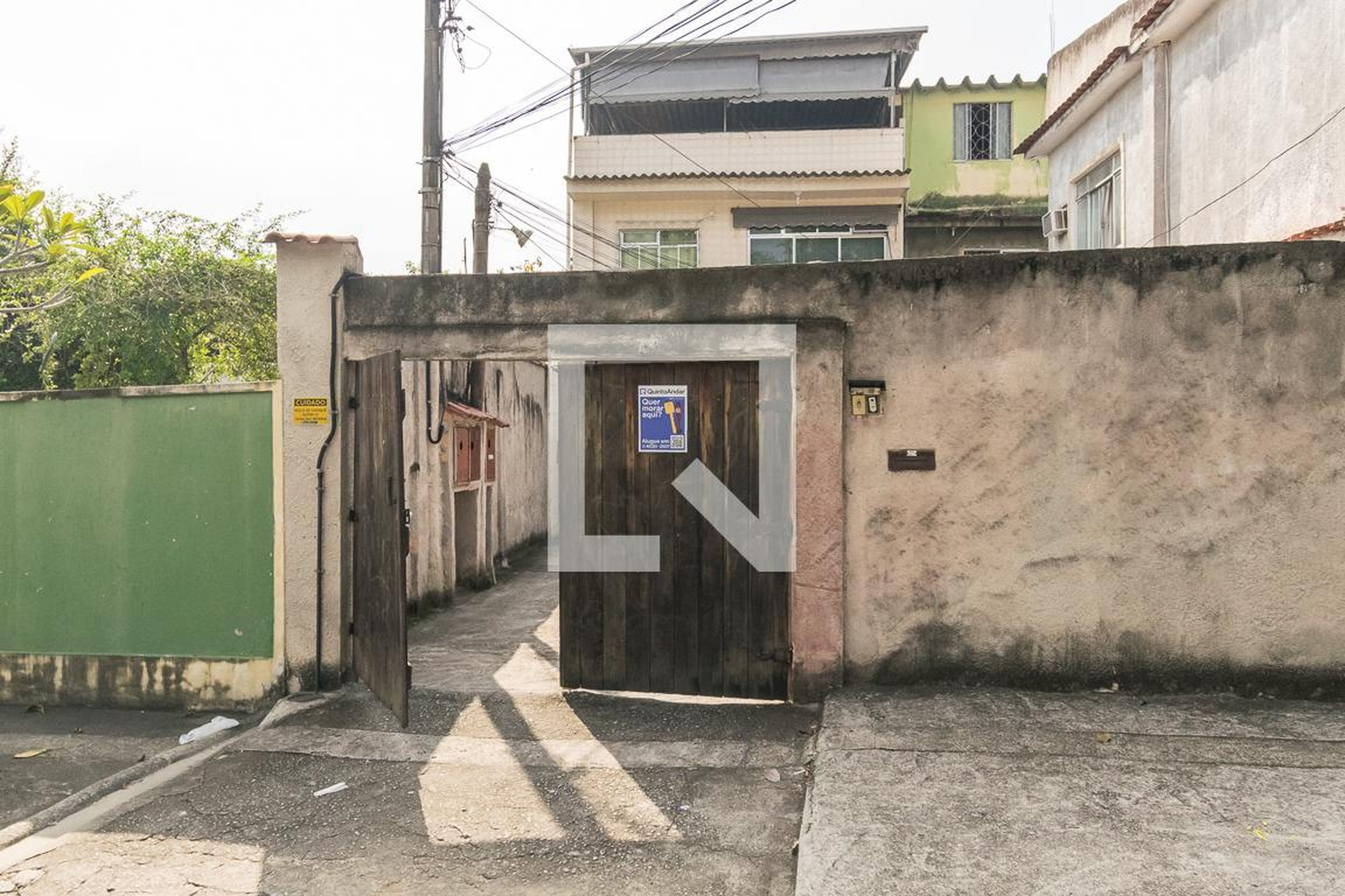 Fachada Condomínio em Rua Almirante Ingran, 664