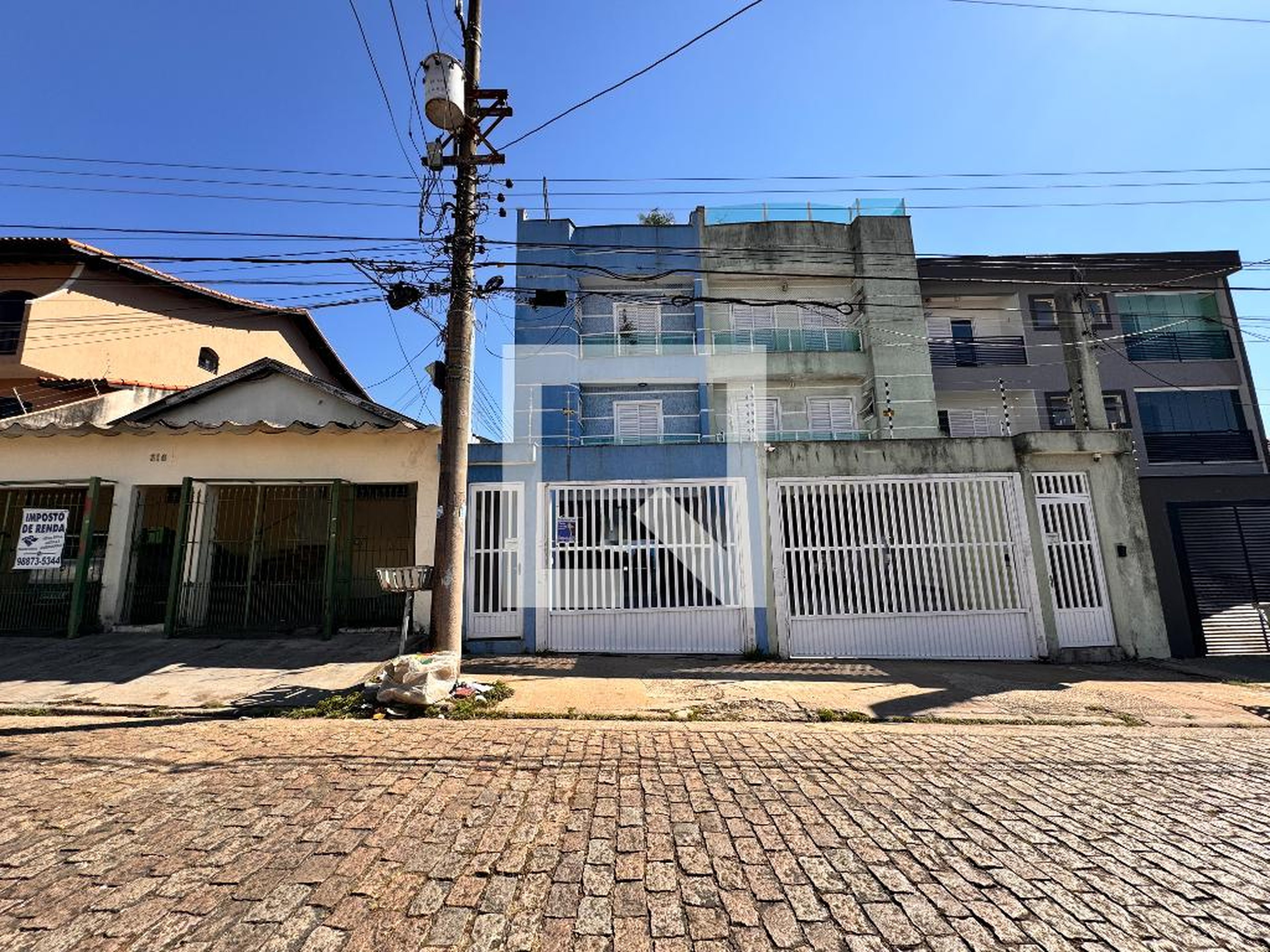 Fachada Condomínio em Rua Cabrália, 312