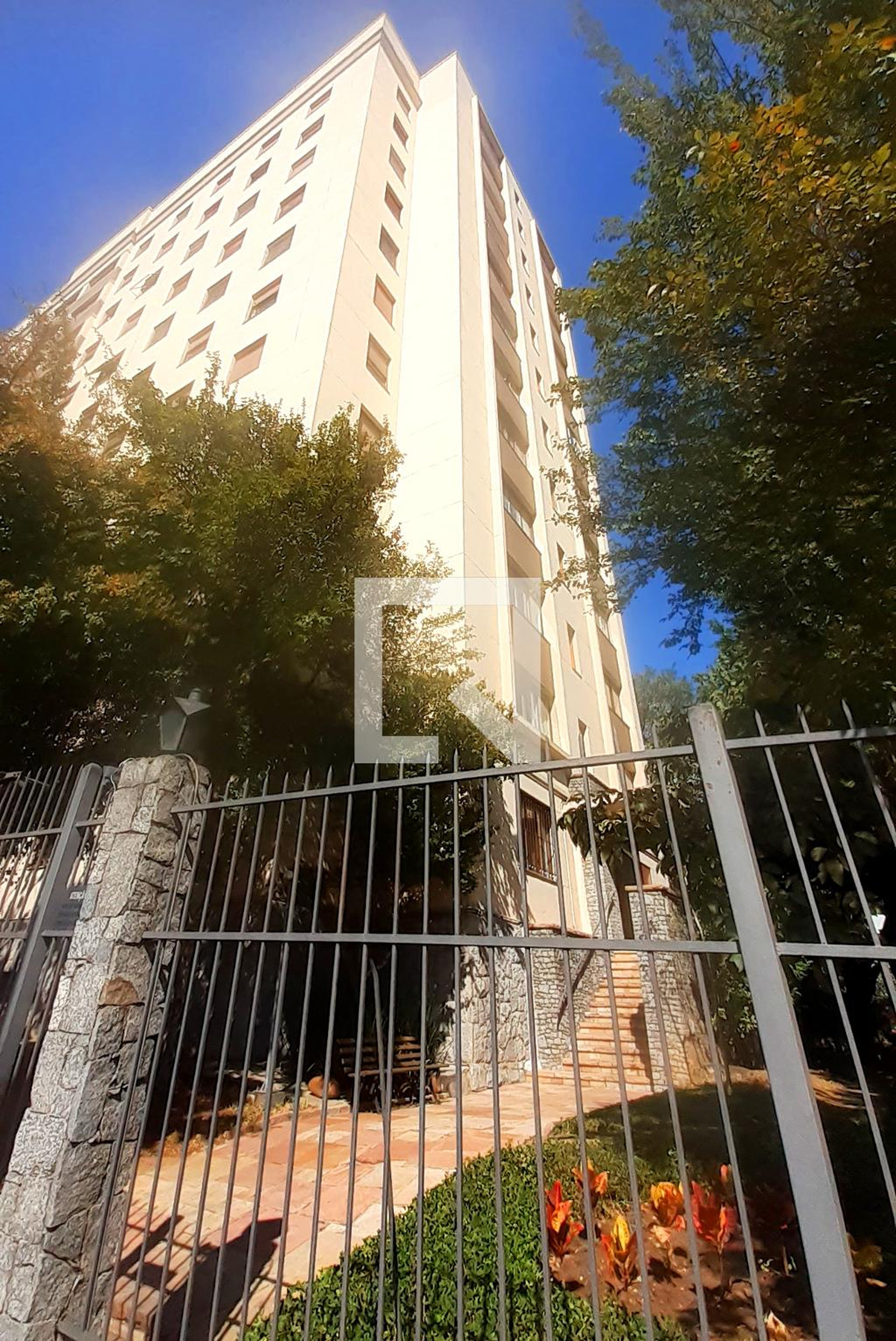 Fachada Condomínio 28 de Agosto