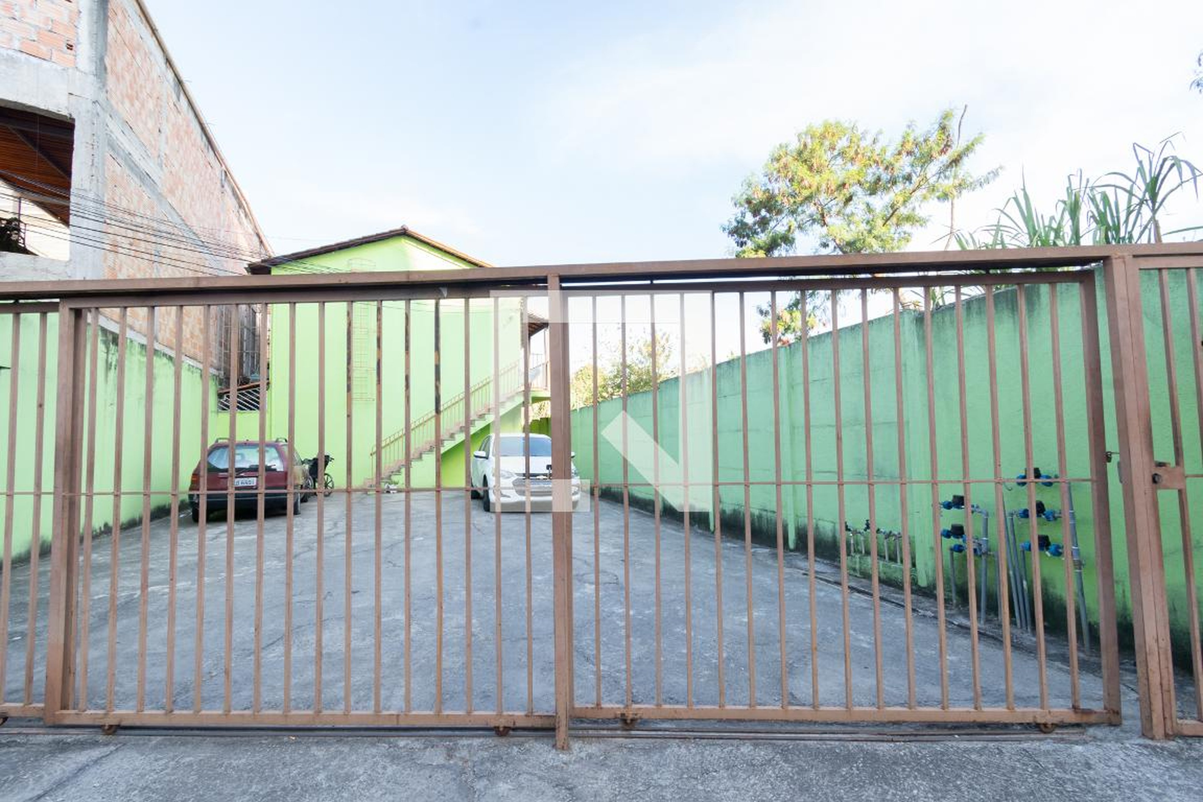 Fachada Condomínio em Rua Maria Francisca, 529