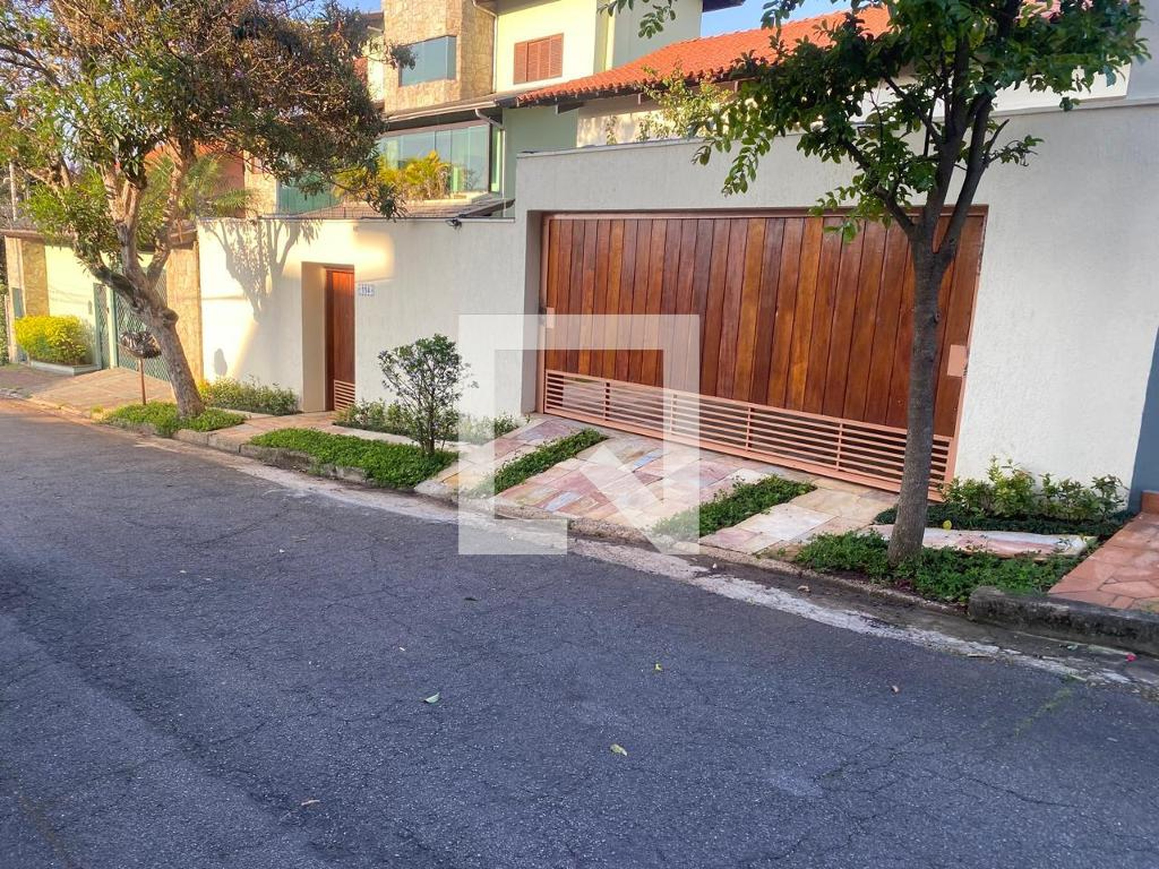 Fachada Condomínio em Rua Antônio Olívio Rodrigues, 114