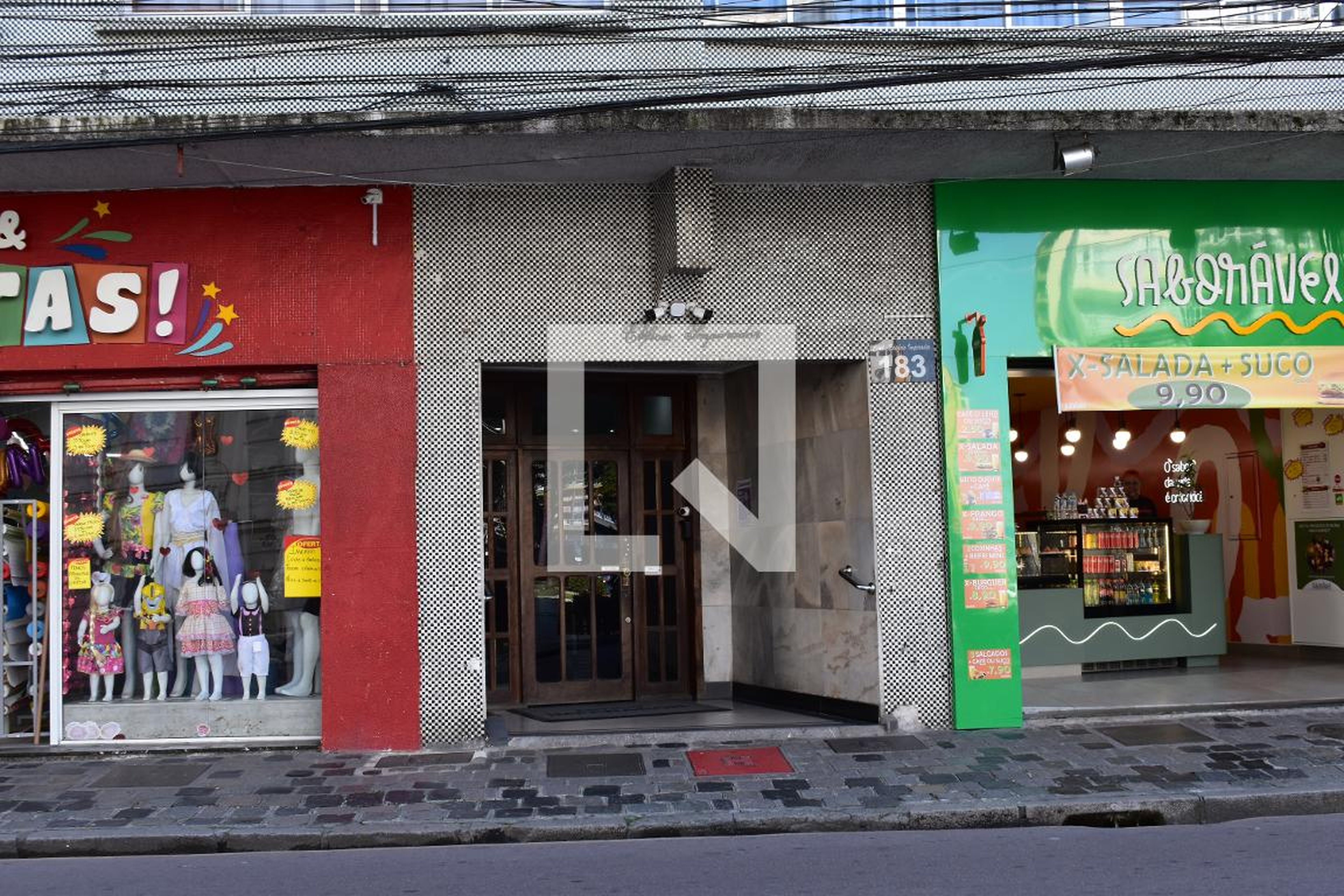 Fachada do condomínio Edifício Imperador