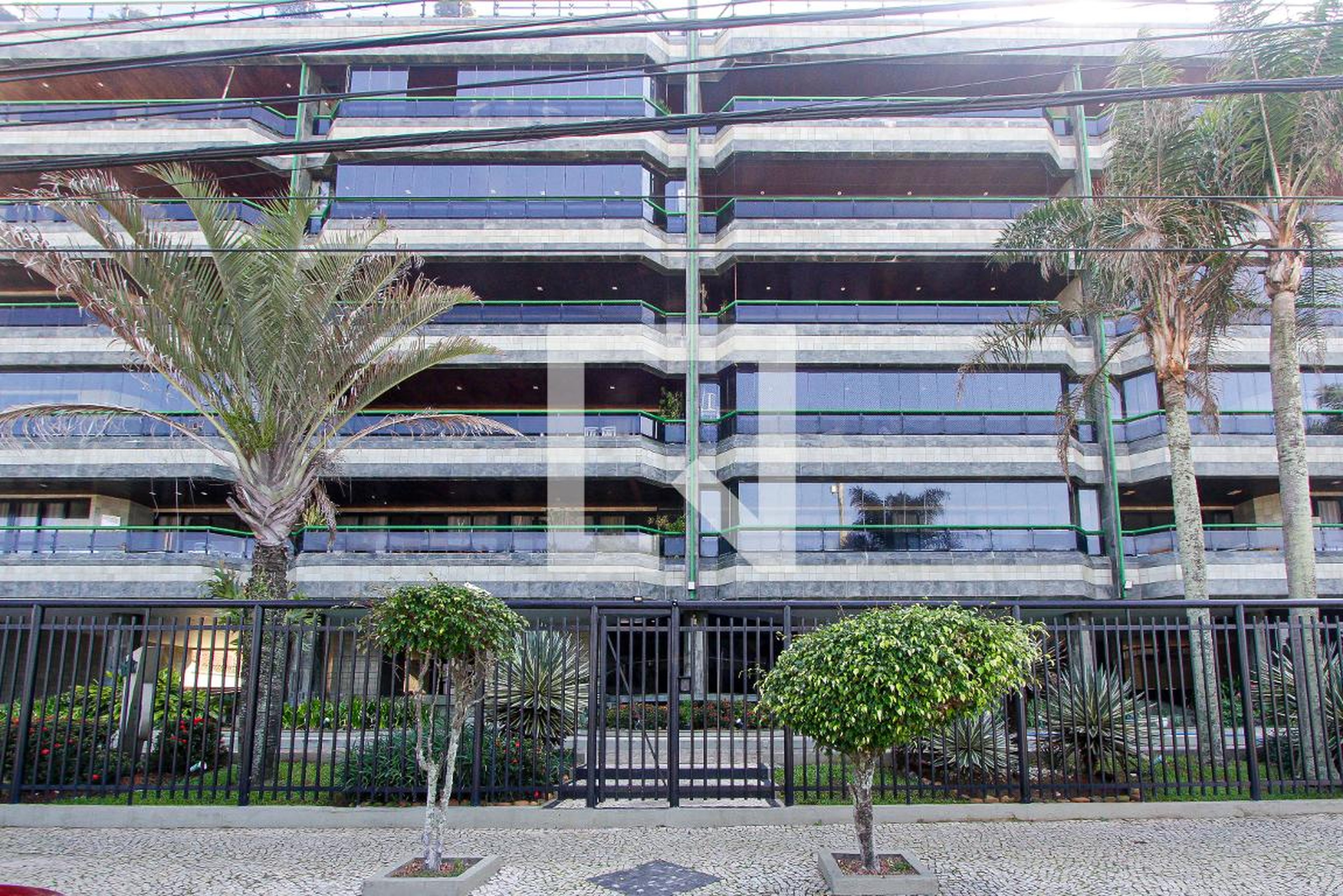 Fachada Condomínio em Avenida do Pepê, 260