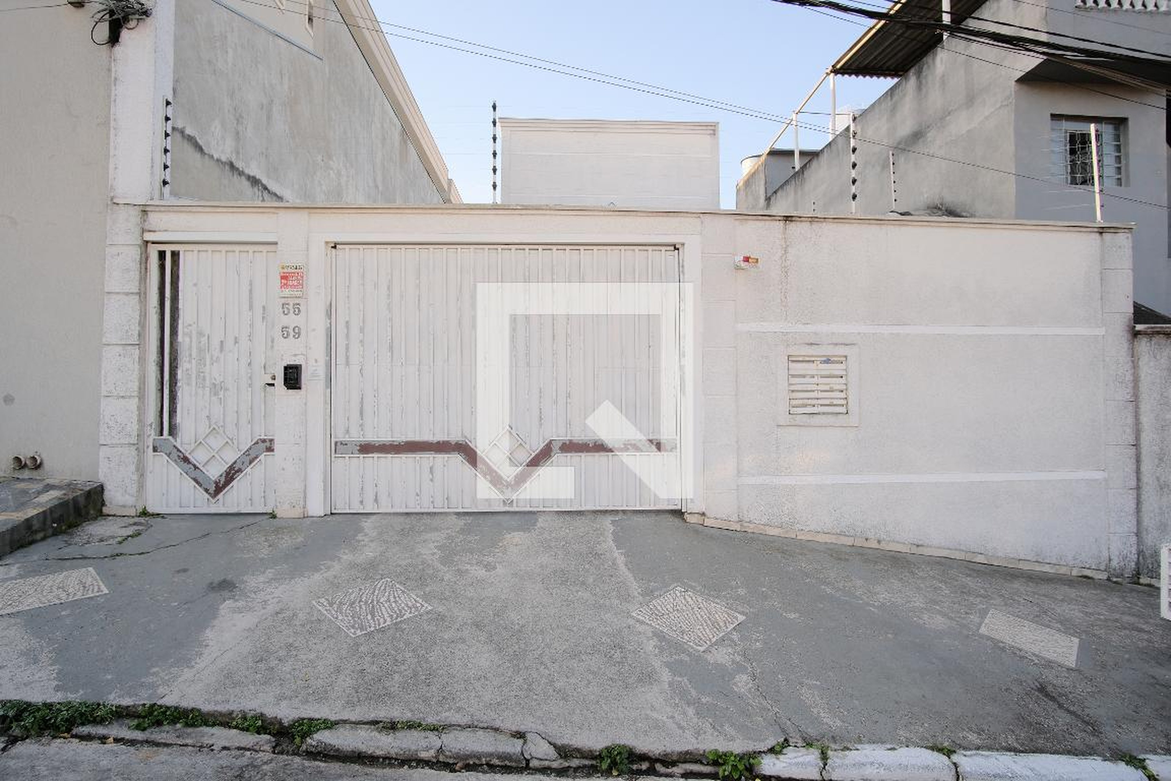 Fachada Condomínio em Rua Plínio de Carvalho, 59