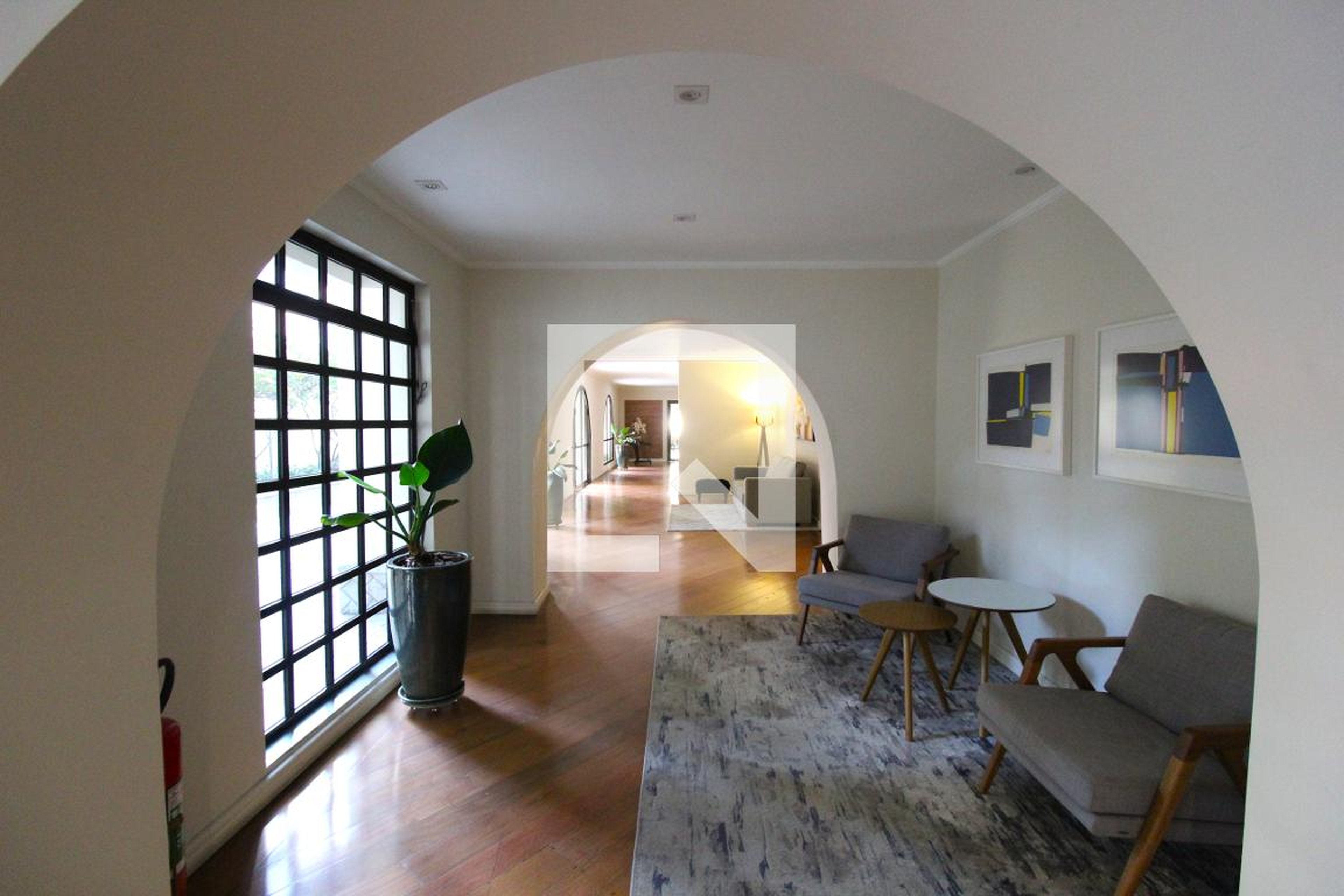 Hall Social - Maison Guy Laroche