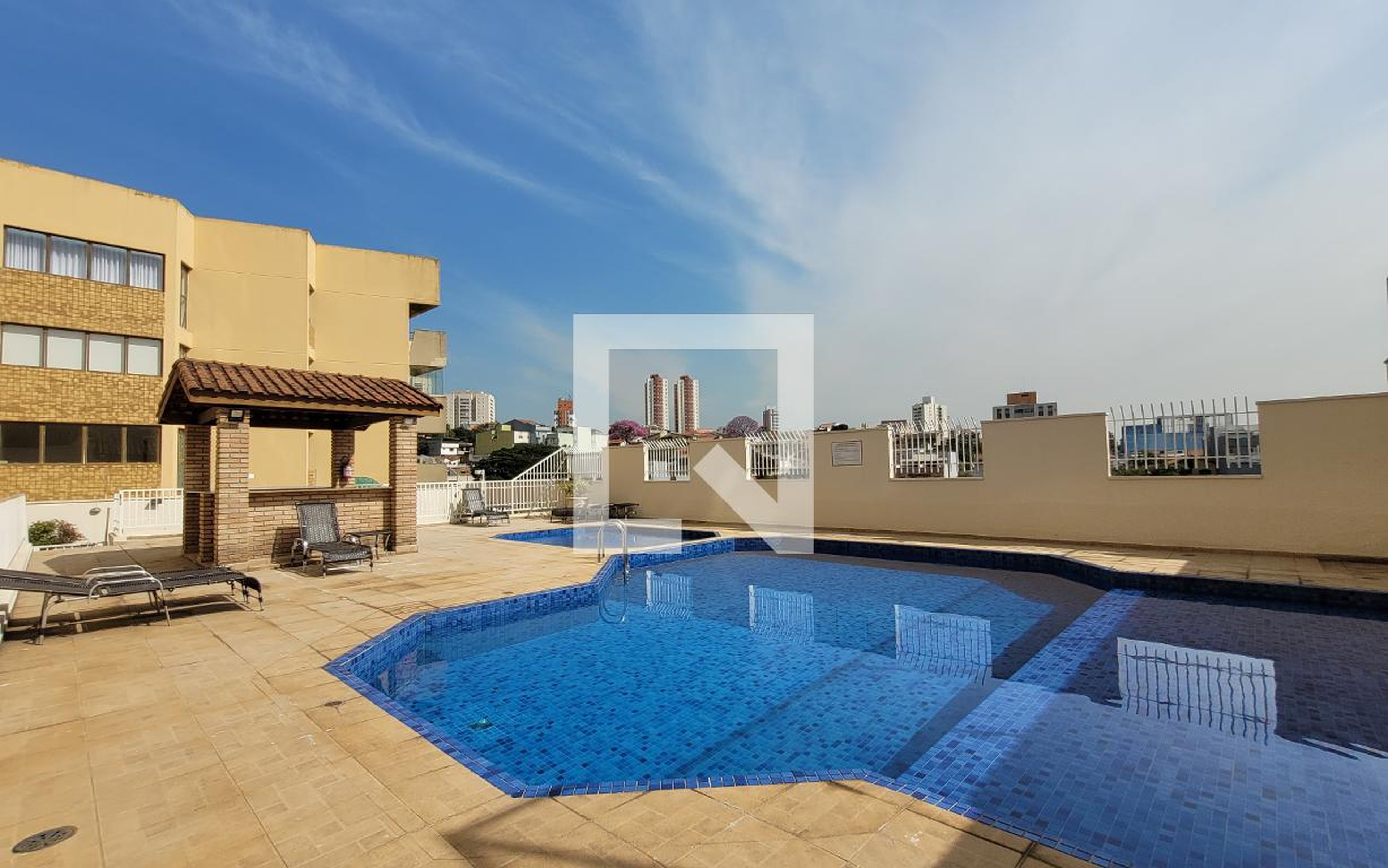 Piscina - Edifício Illuminato Rezidenciale