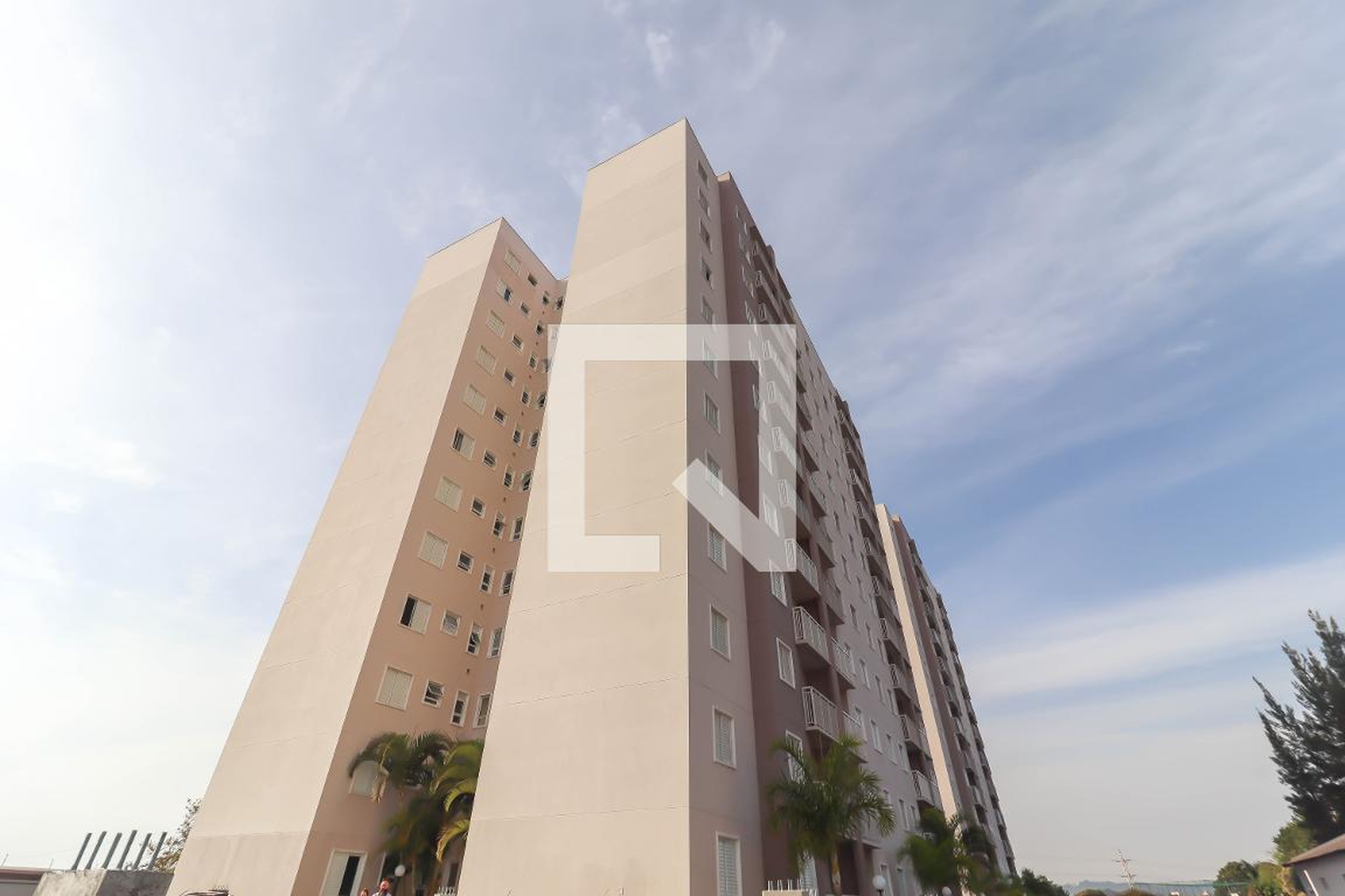 Fachada Condomínio Morada dos Pinheiros