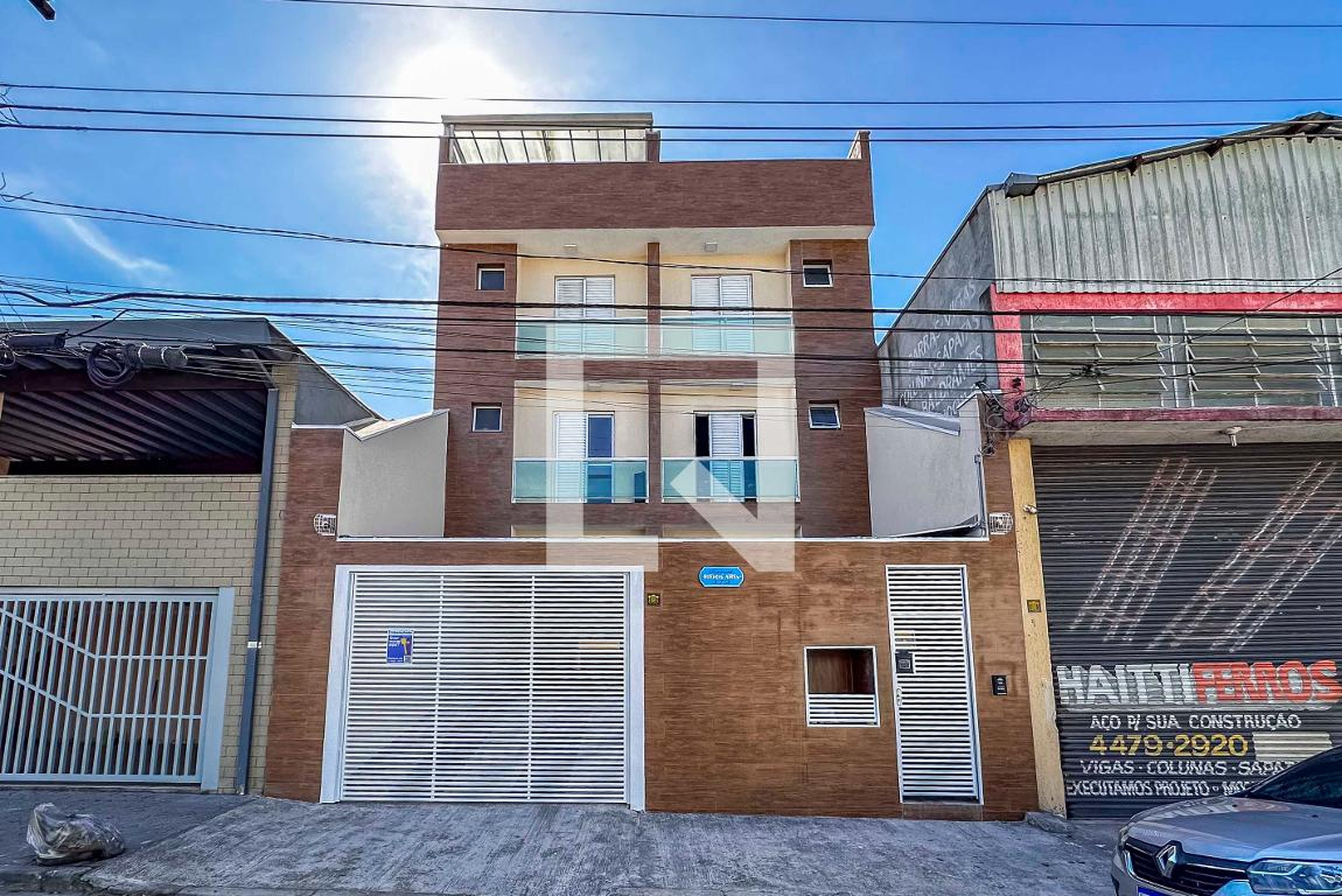 Fachada Condomínio em Rua Haiti, 379