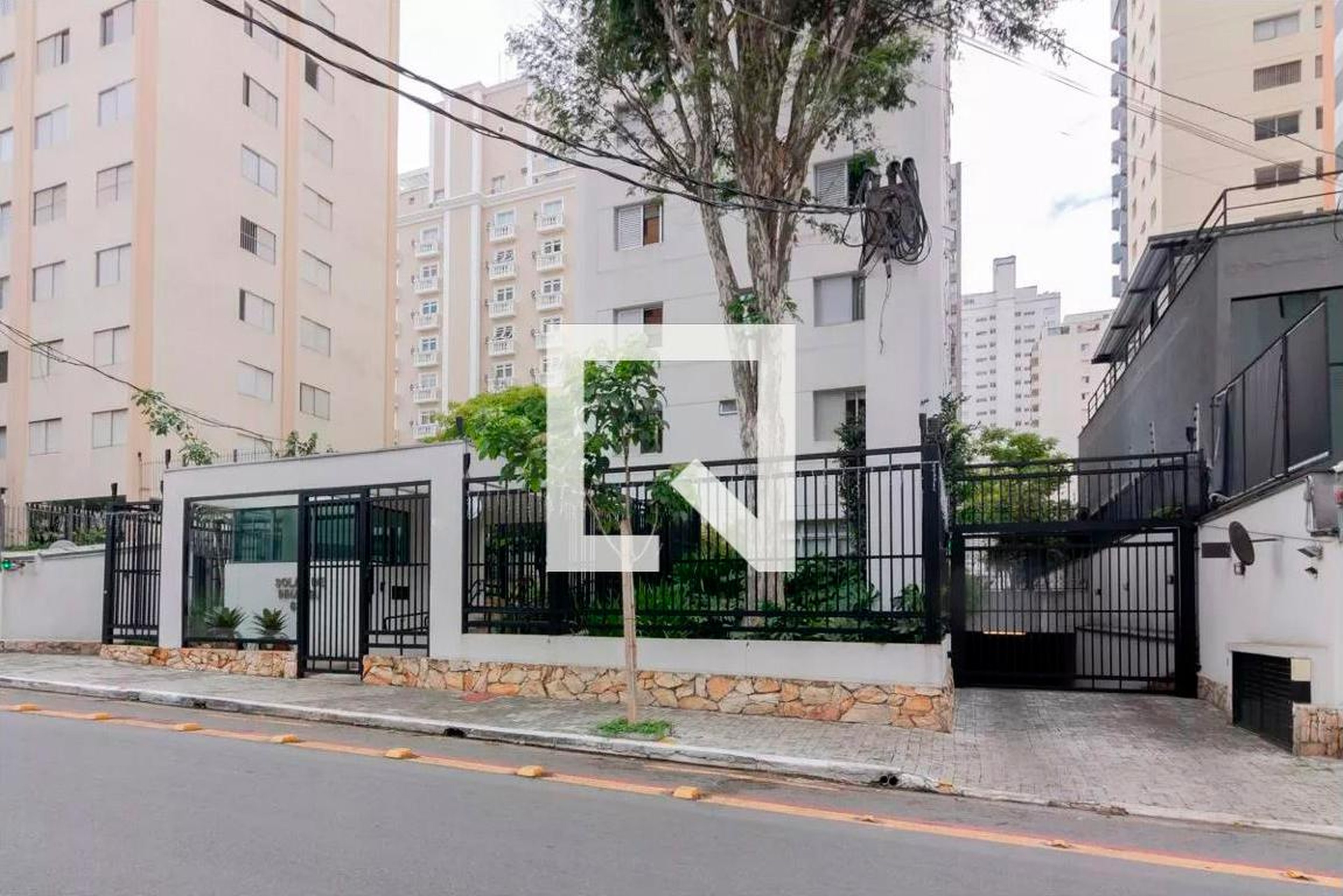 Fachada Condomínio Solar de Inhambu