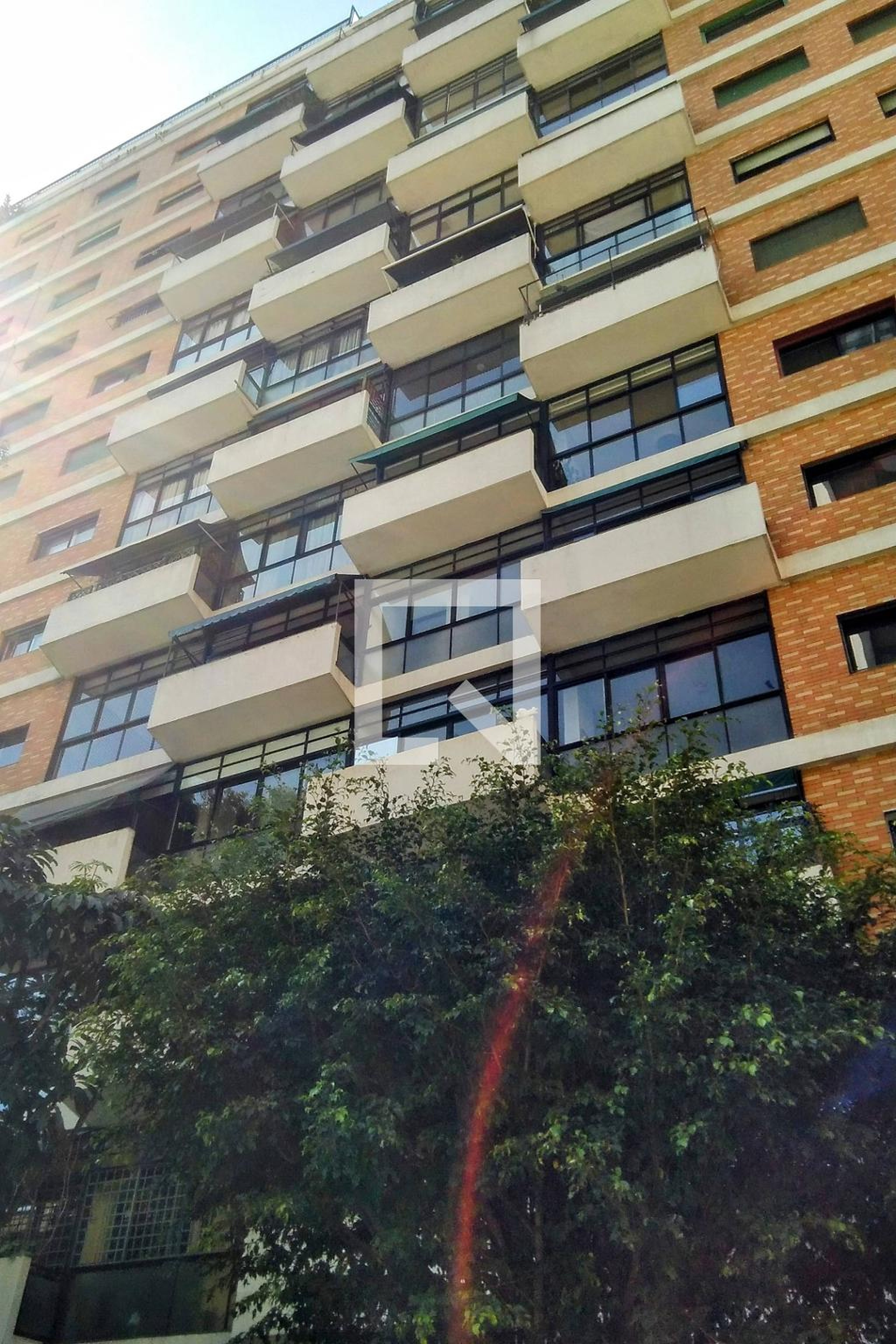 Fachada Condomínio Gondomar Santiago