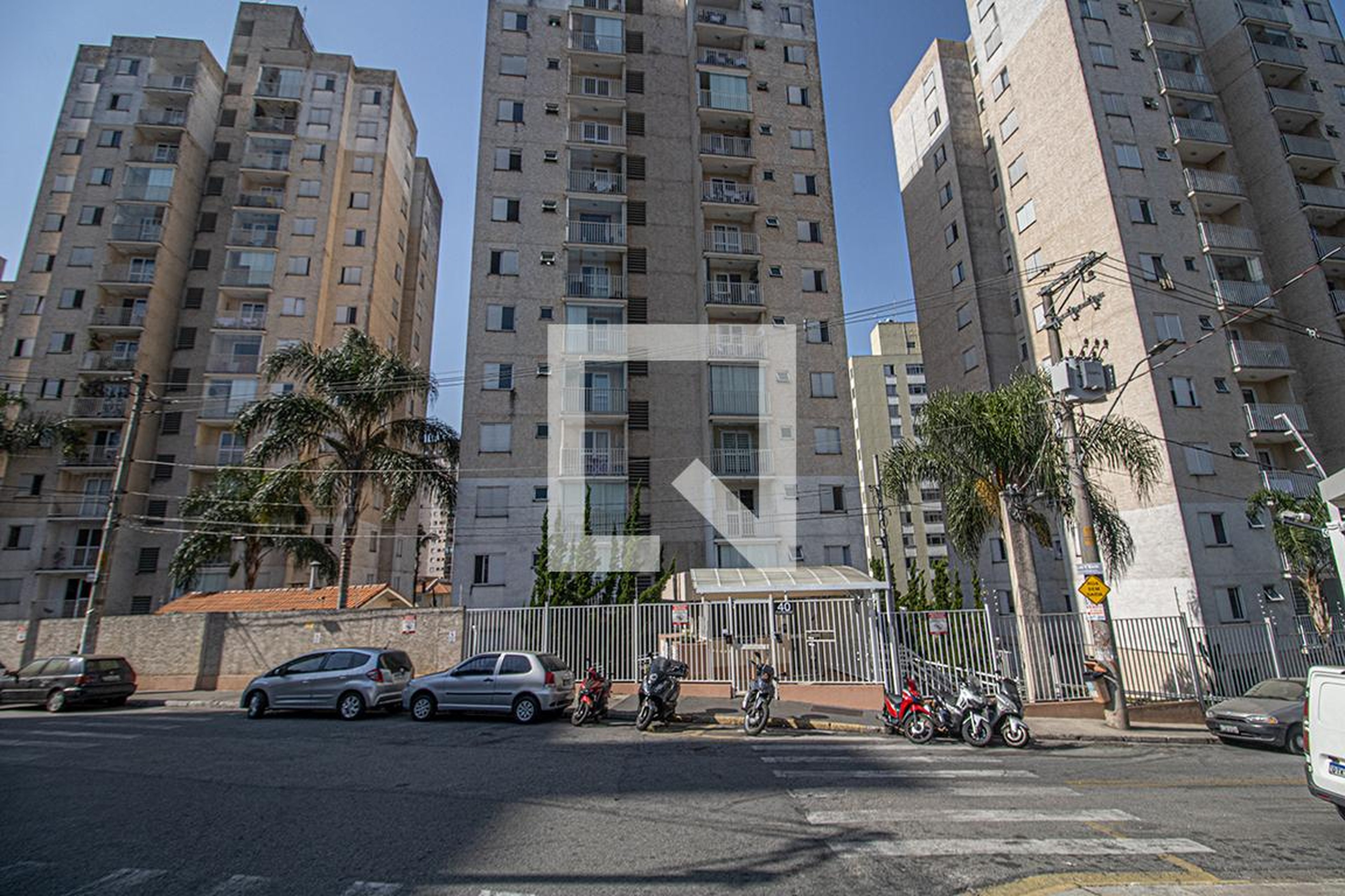 fachada Condomínio em Rua Luiz Vieira de Souza, 35