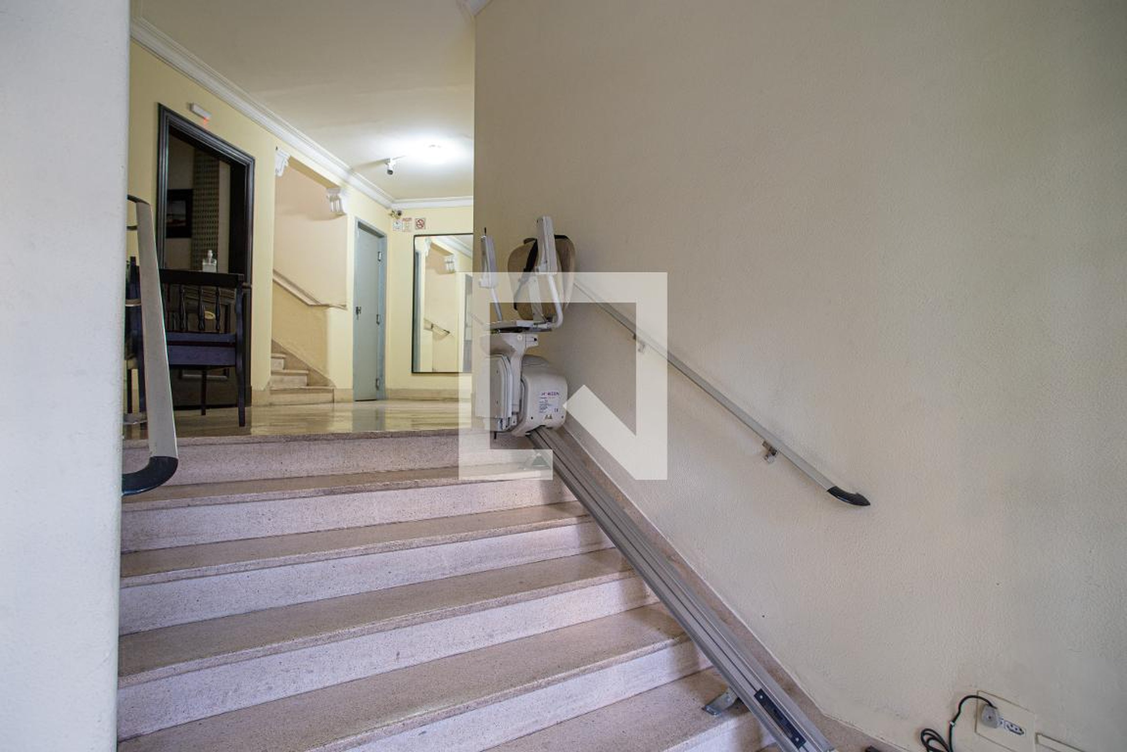 Área comum - Hall de entrada - null