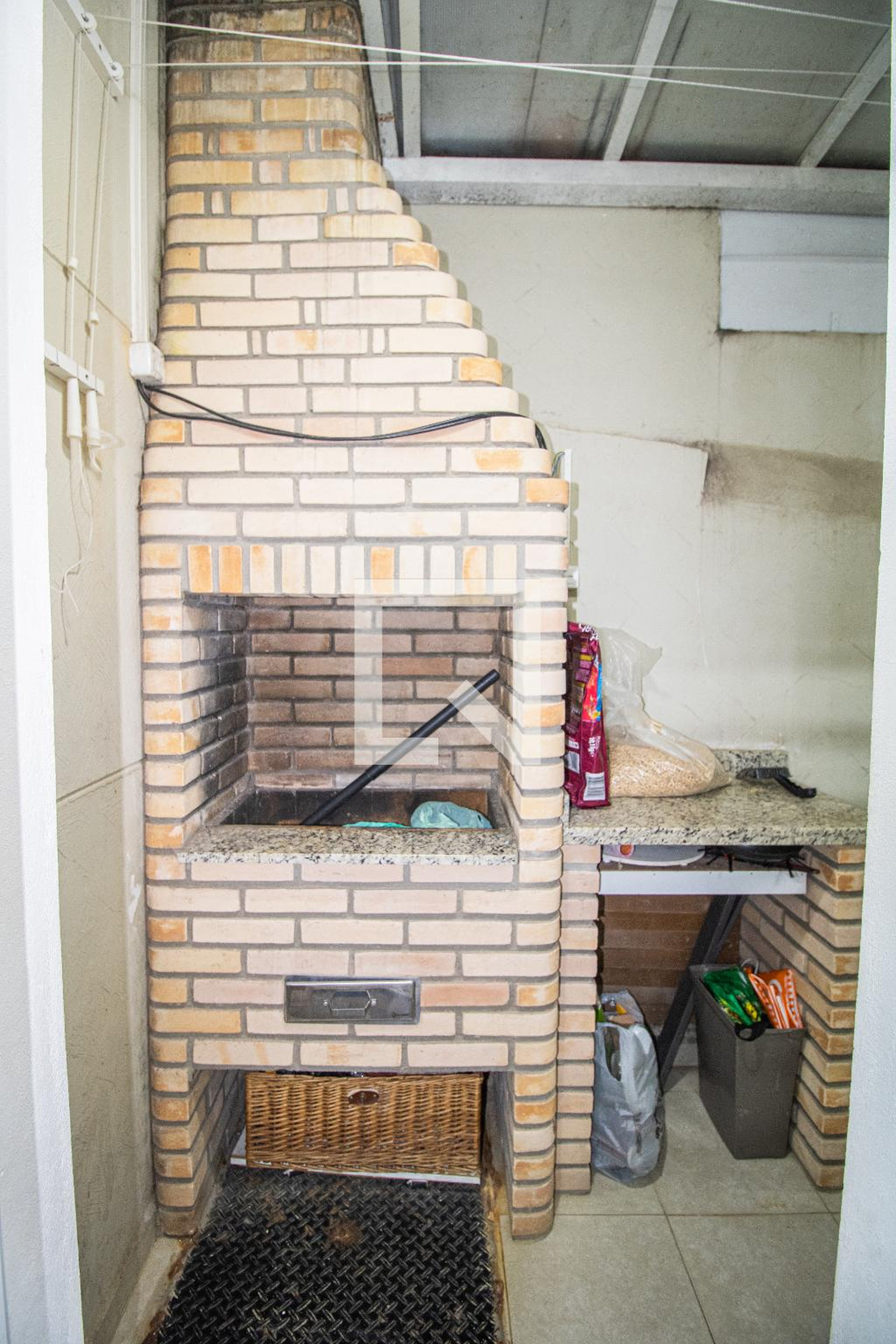 Churrasqueira - Residencial Comprida