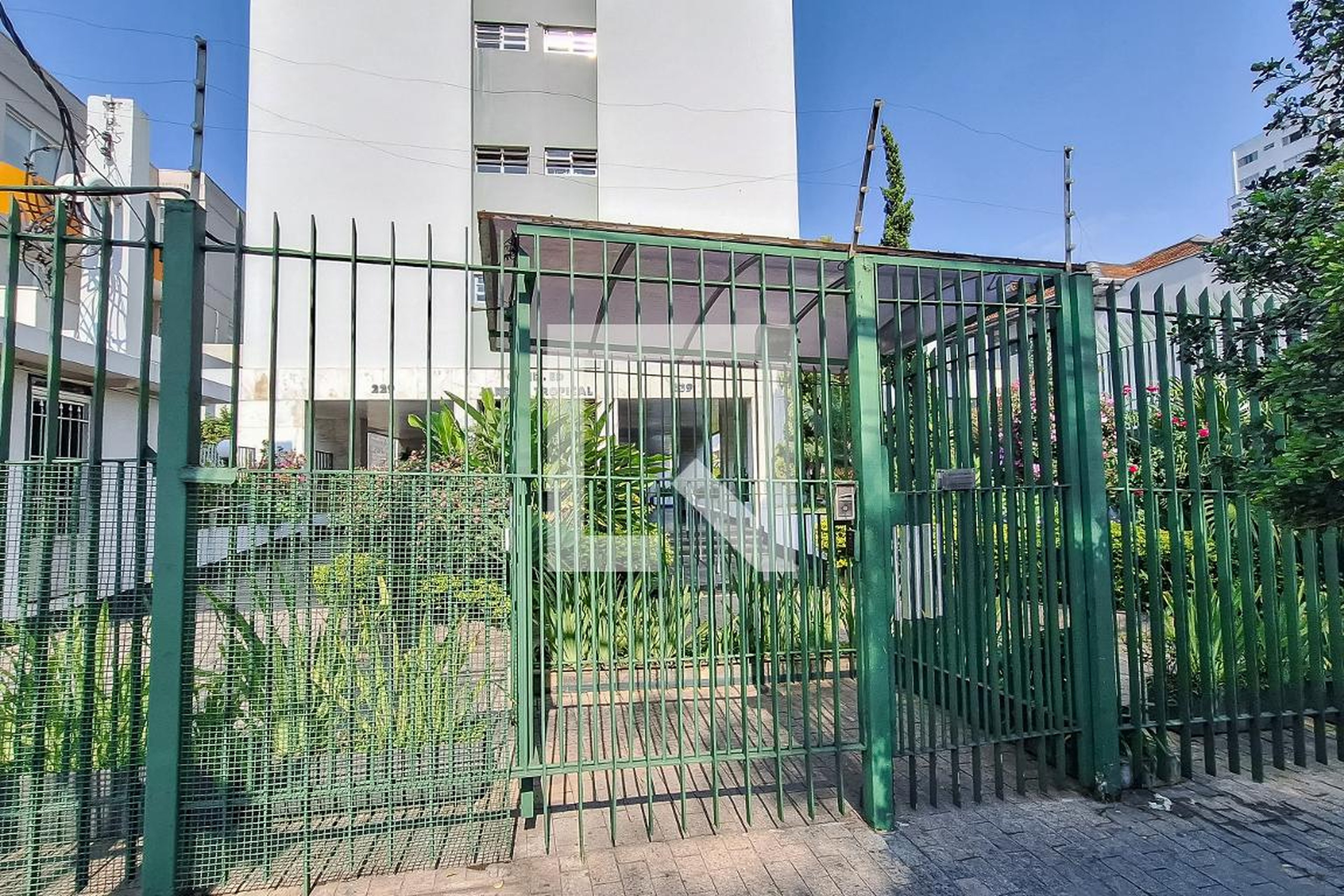 Fachada Condomínio Jardim Tropical