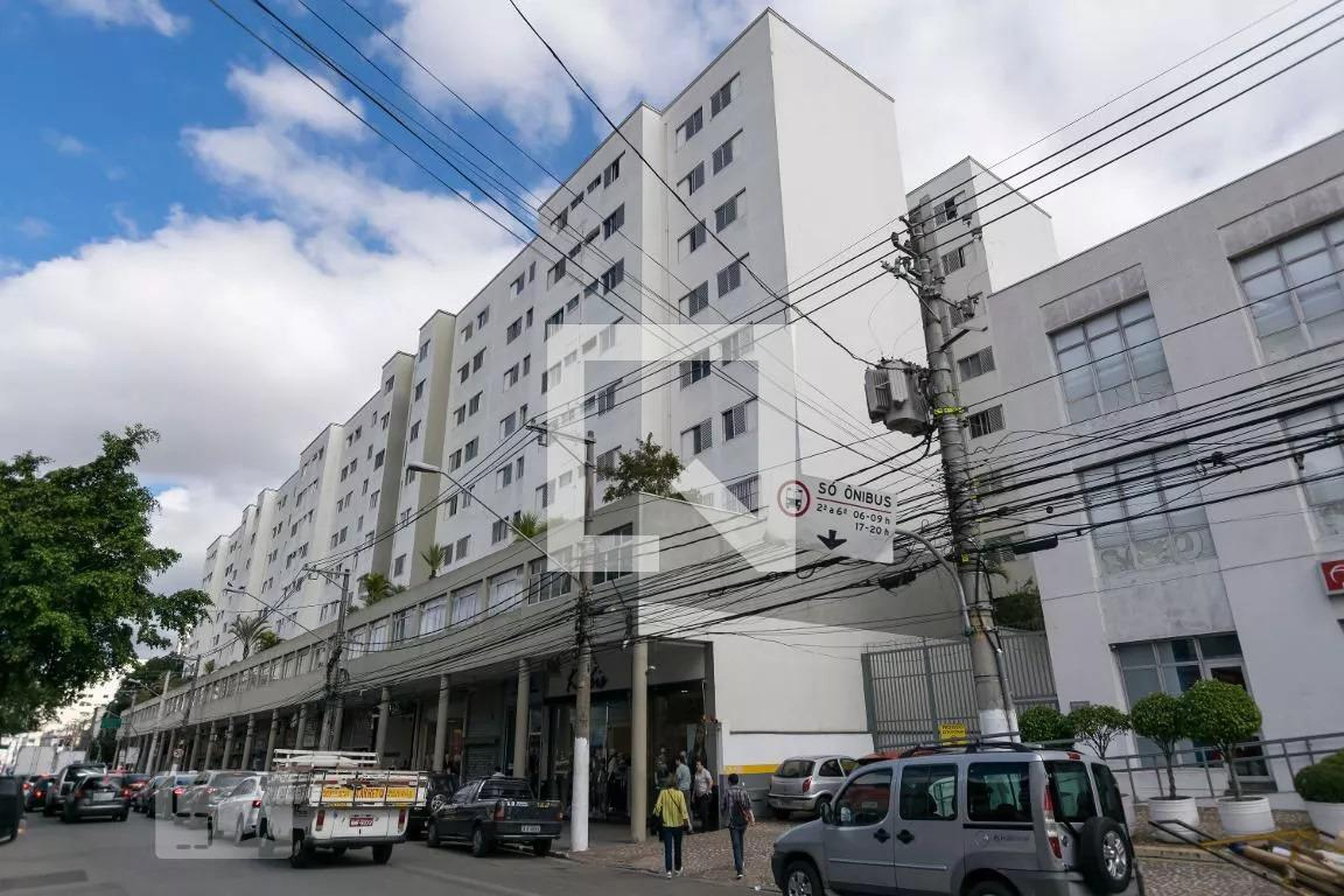 Fachada do Prédio Condomínio em Rua Domingos de Morais, 00814