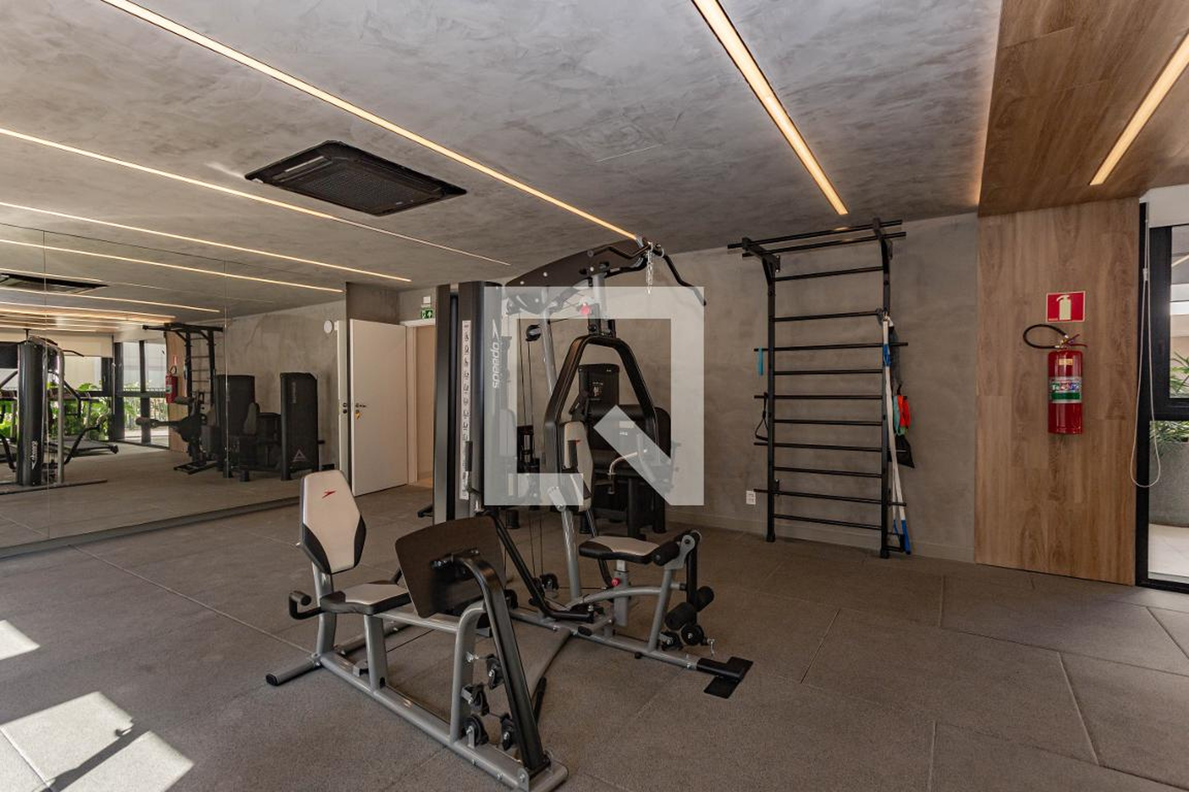 Academia - Home Spot