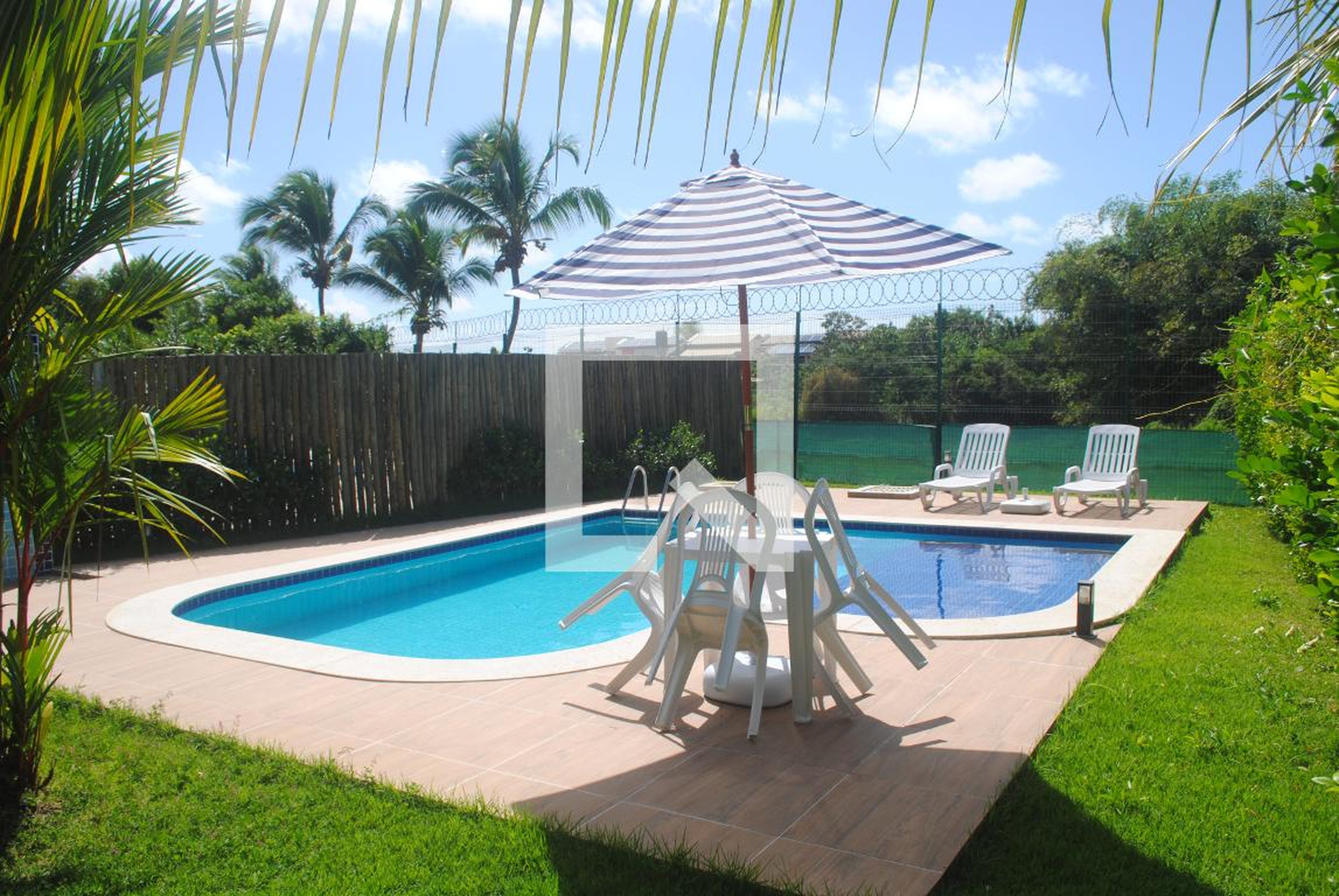 Piscina - Golf Quatro Rodas Residencial