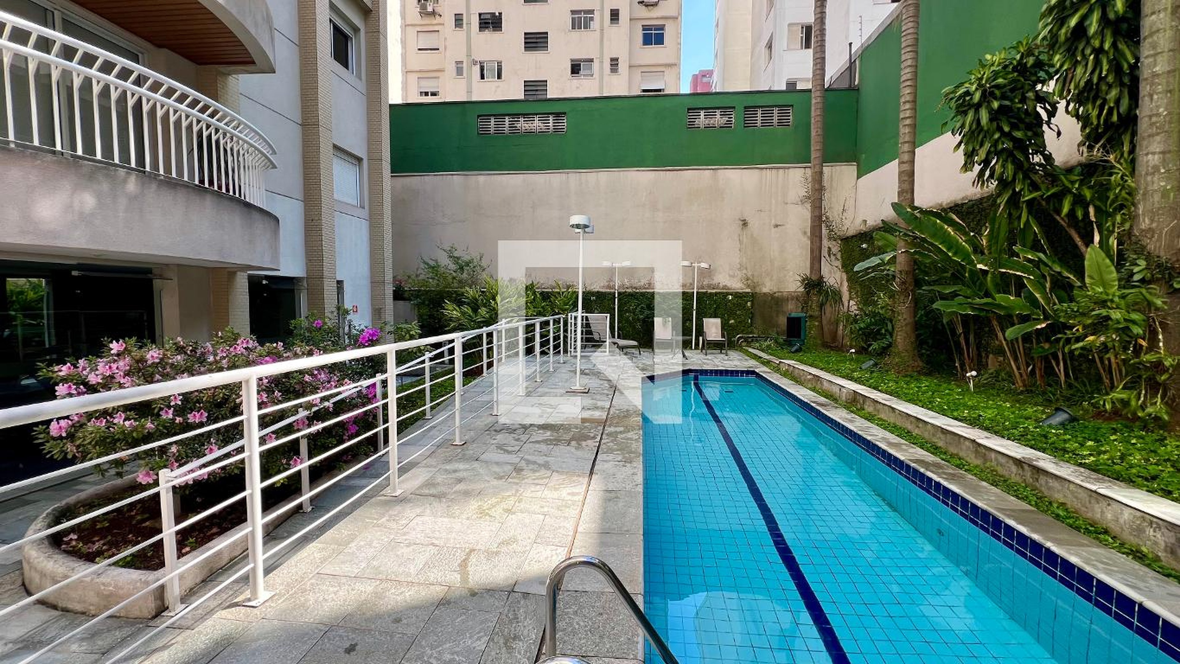 Piscina - Erik Satie