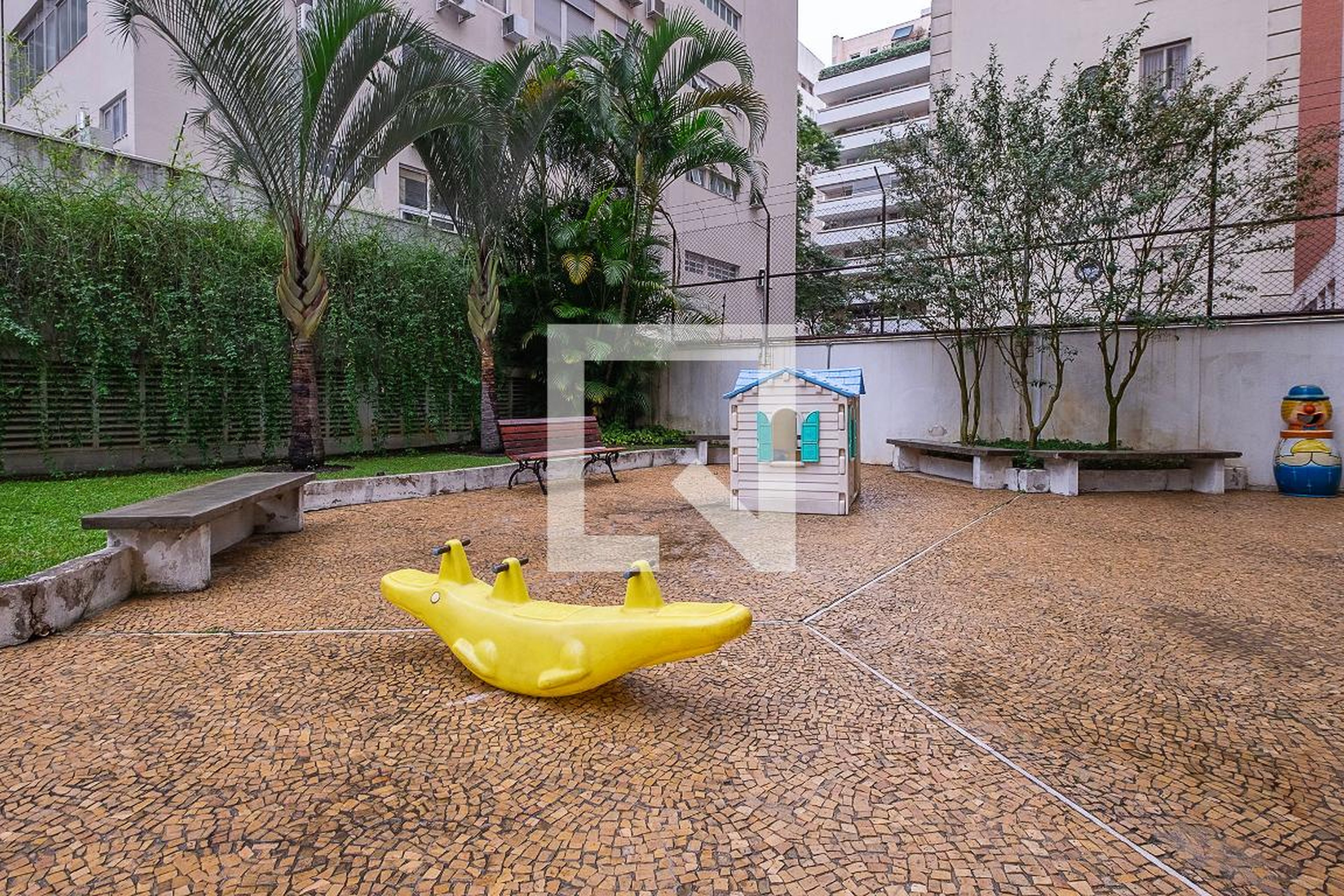 Playground - Edifício Gauguin
