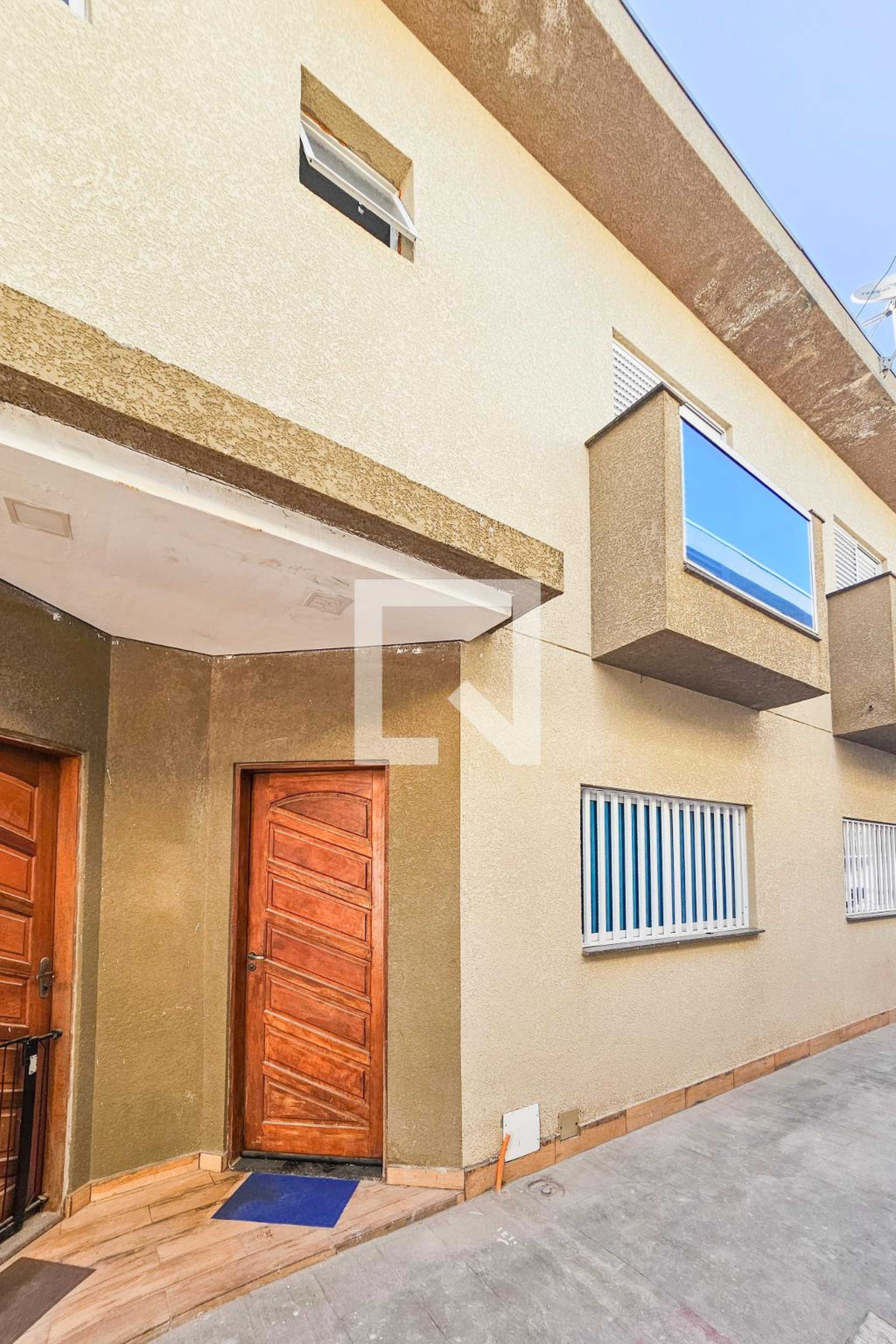 Fachada Condomínio em Rua Onófre Ferreira do Nascimento, 611