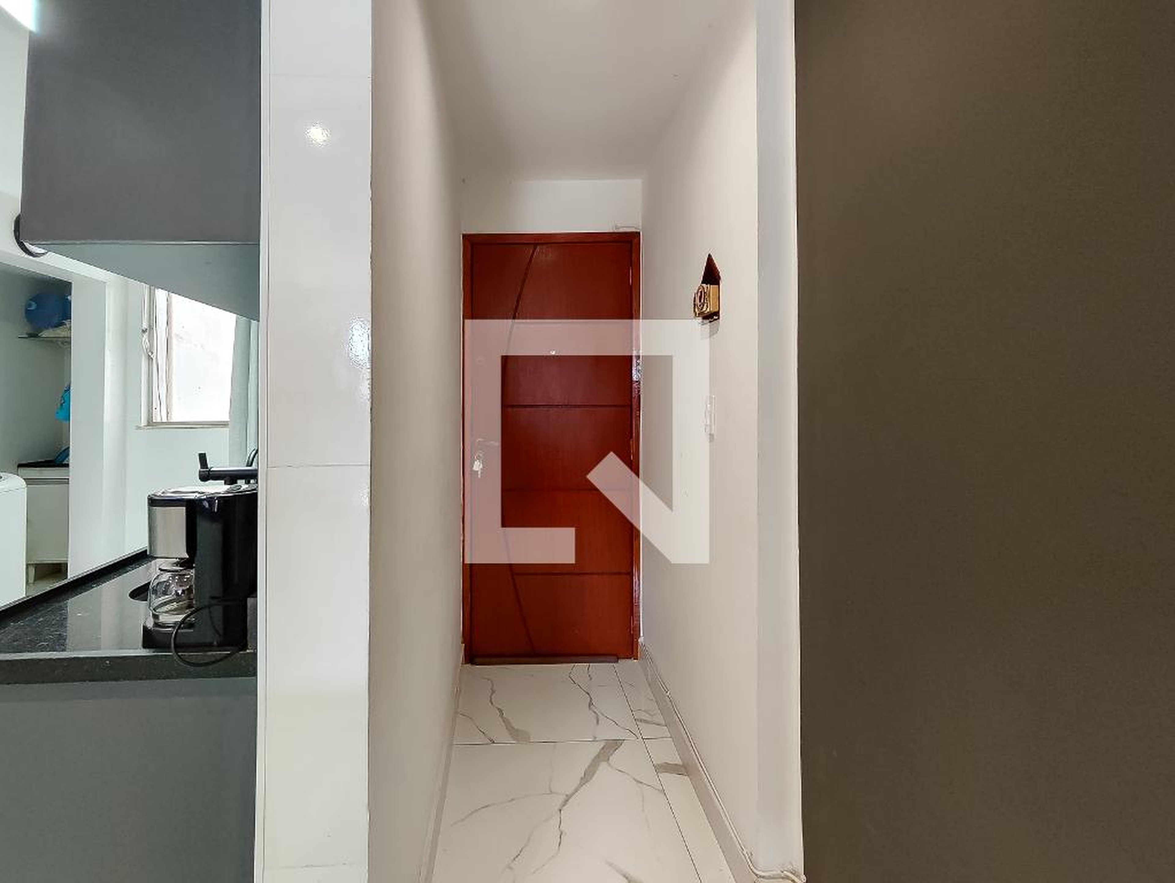 Entrada Condomínio em Rua Aristídes Lôbo, 165