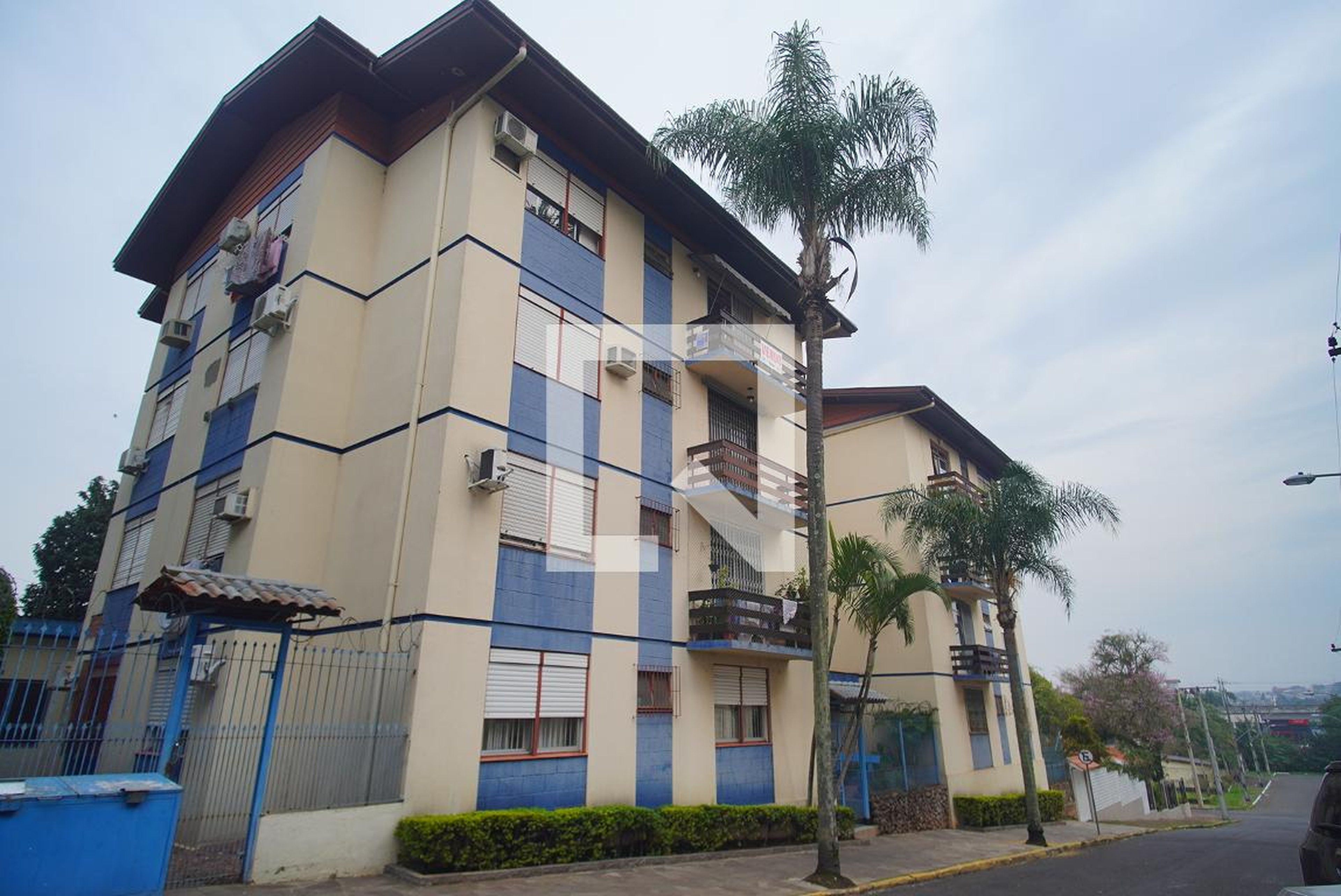 Fachada Condomínio em R. Guananas, 65