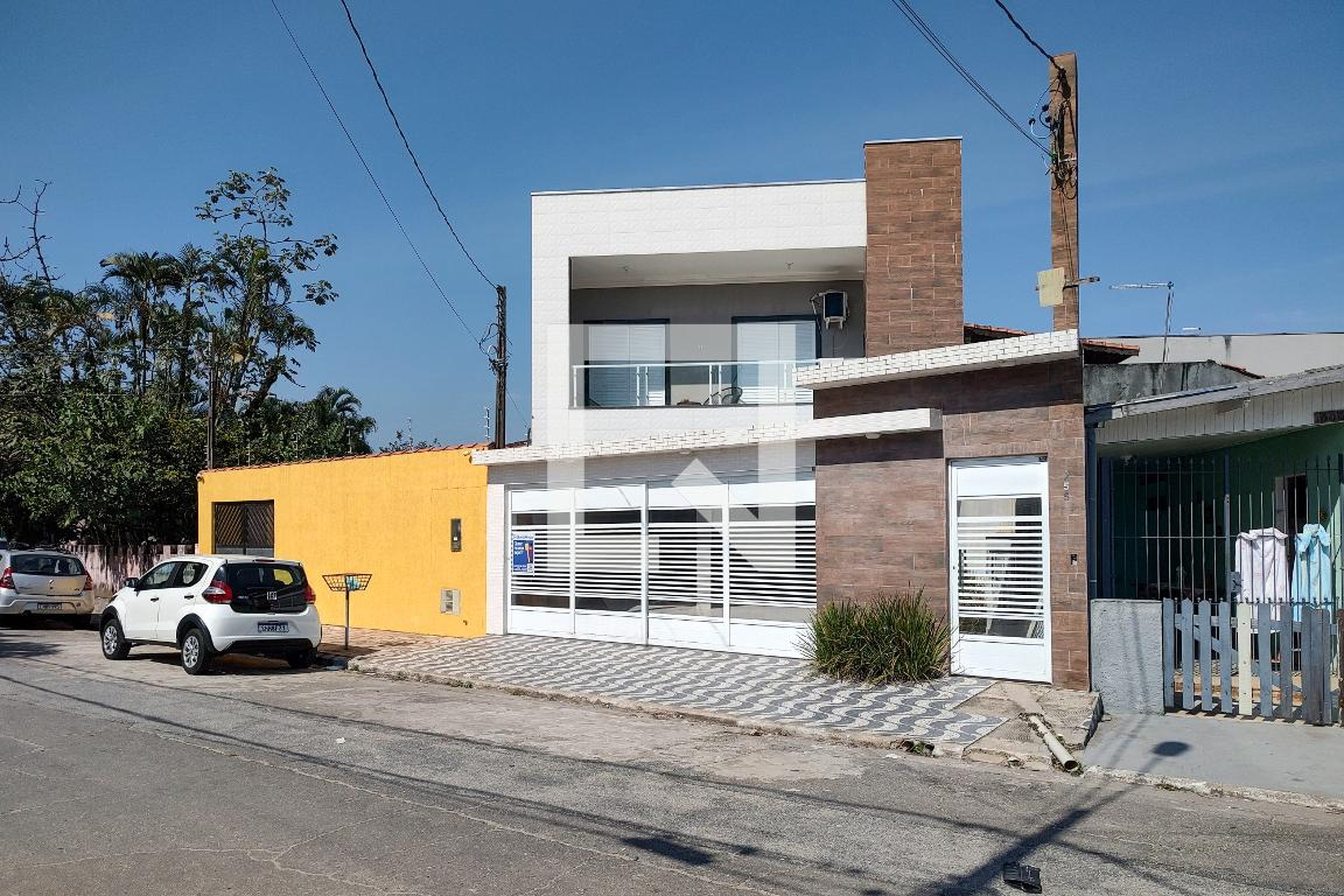 Fachada do condomínio Condomínio em Rua Julia Antonieta Tepedino Guerra, 255