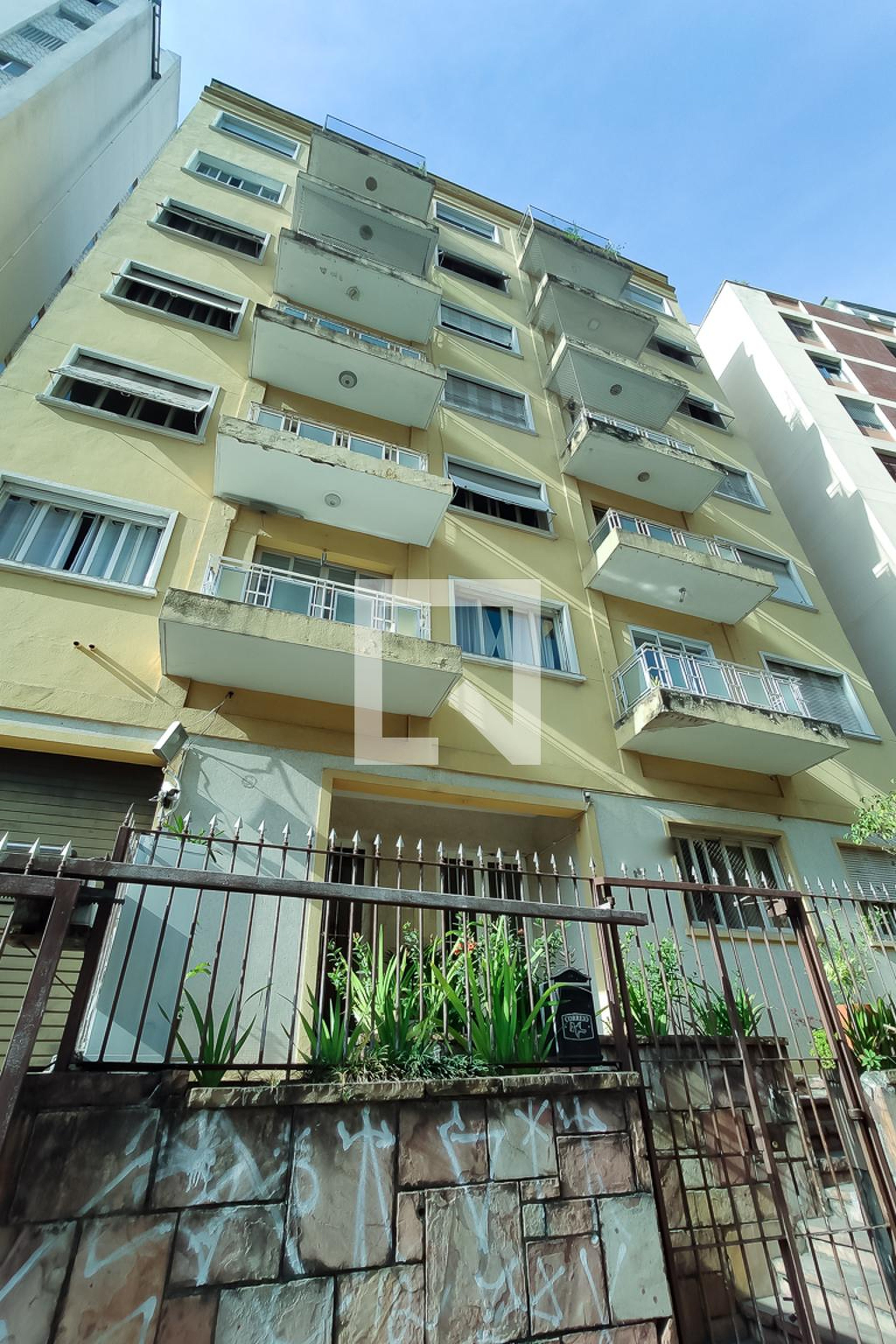 Fachada Condomínio Maria José