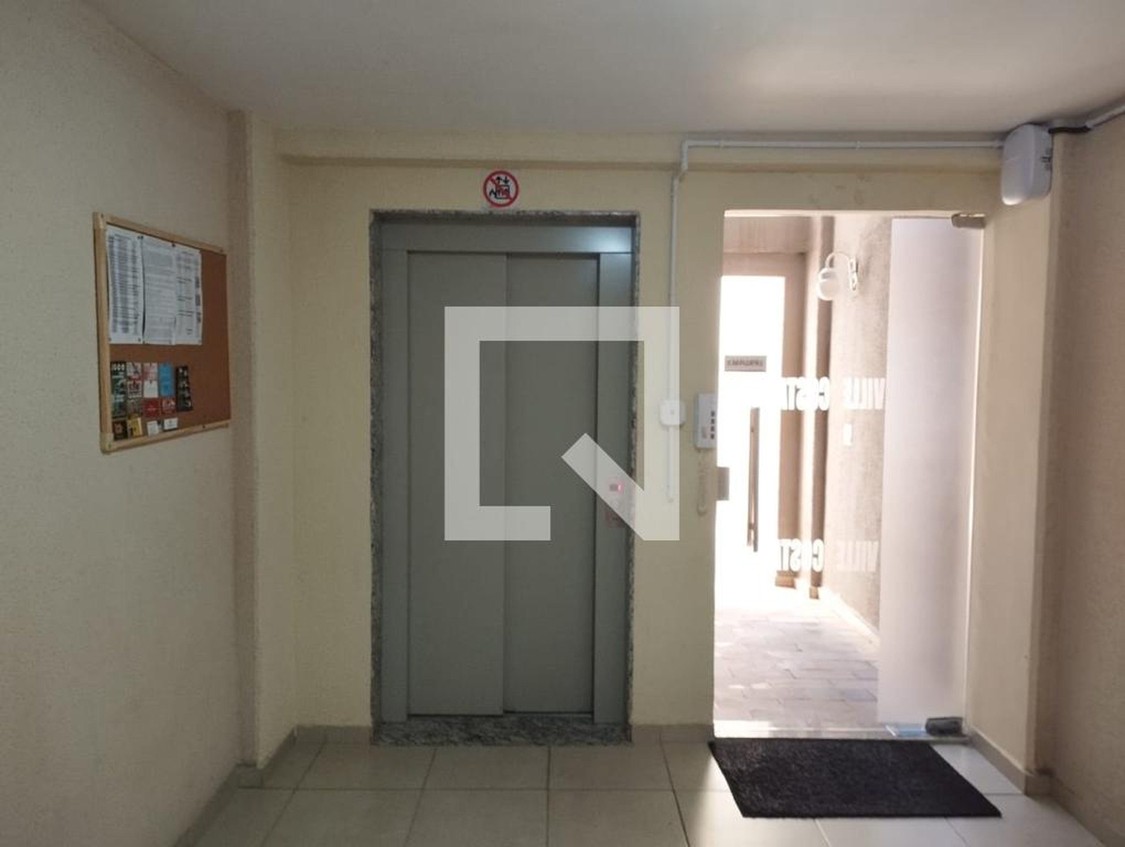 elevador Condomínio em Rua Albert Schwaitzer, 335