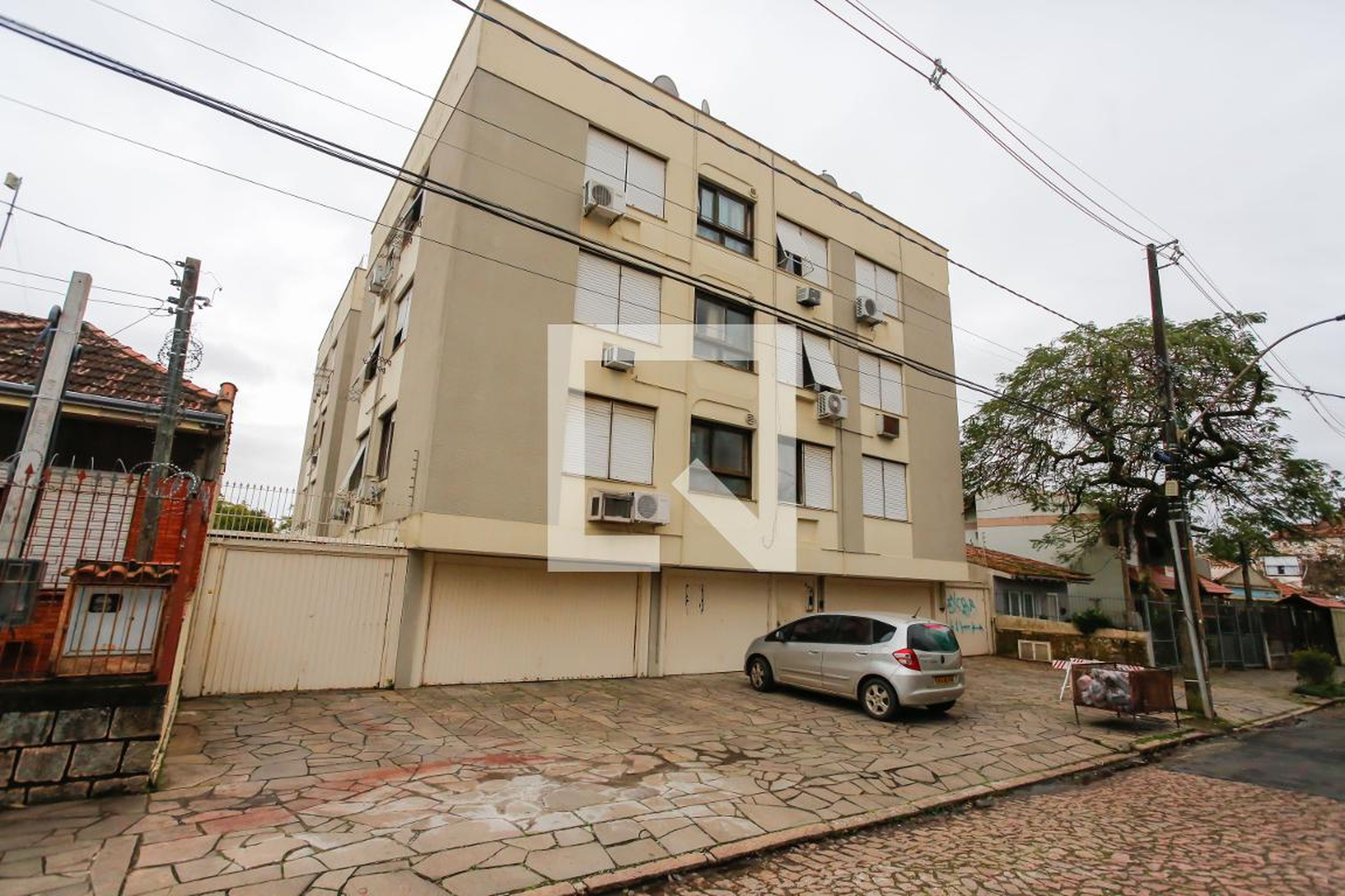 Fachada do Prédio Condomínio Dona Alice