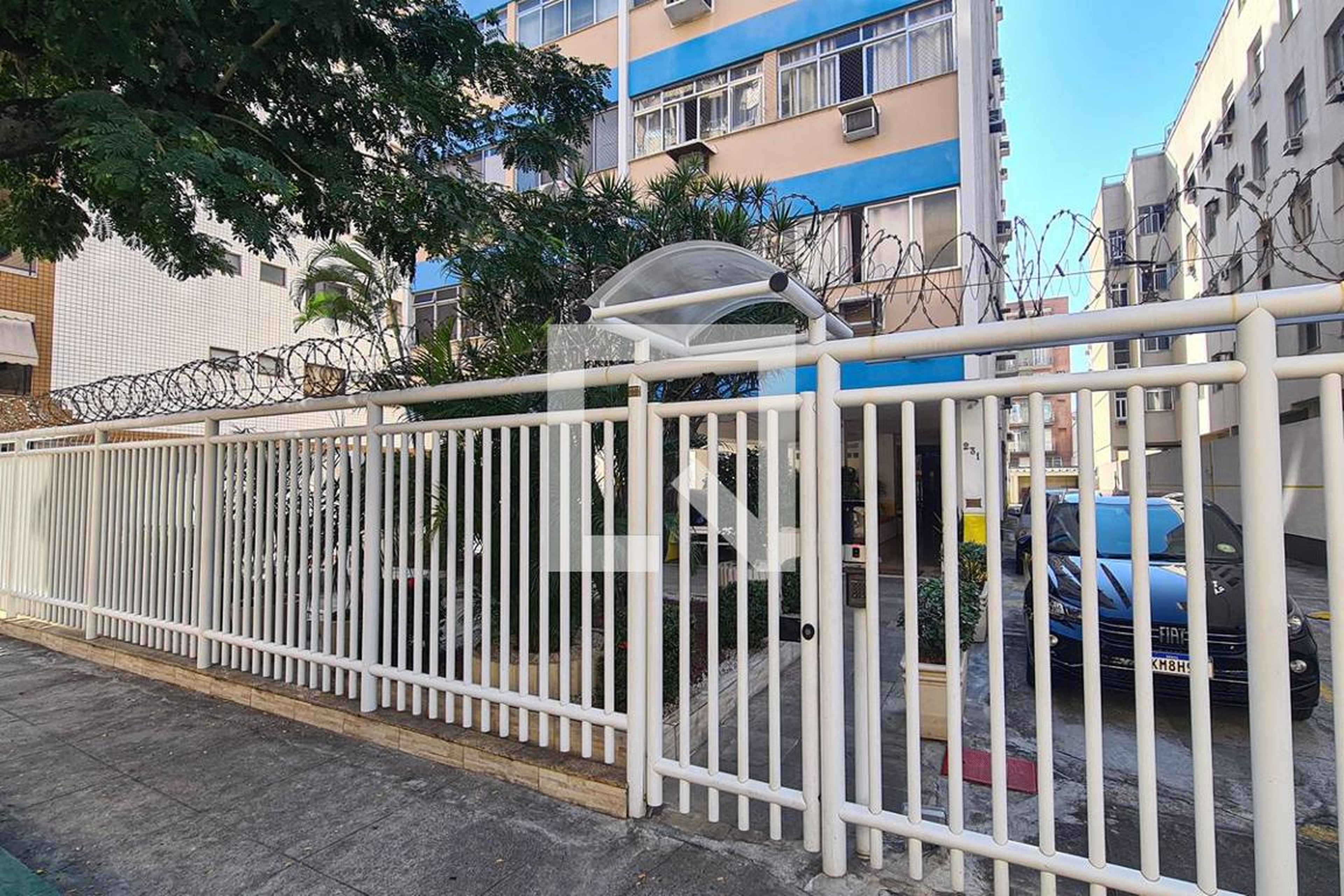 Fachada do Condomínio Edifício Palazzo di Karina