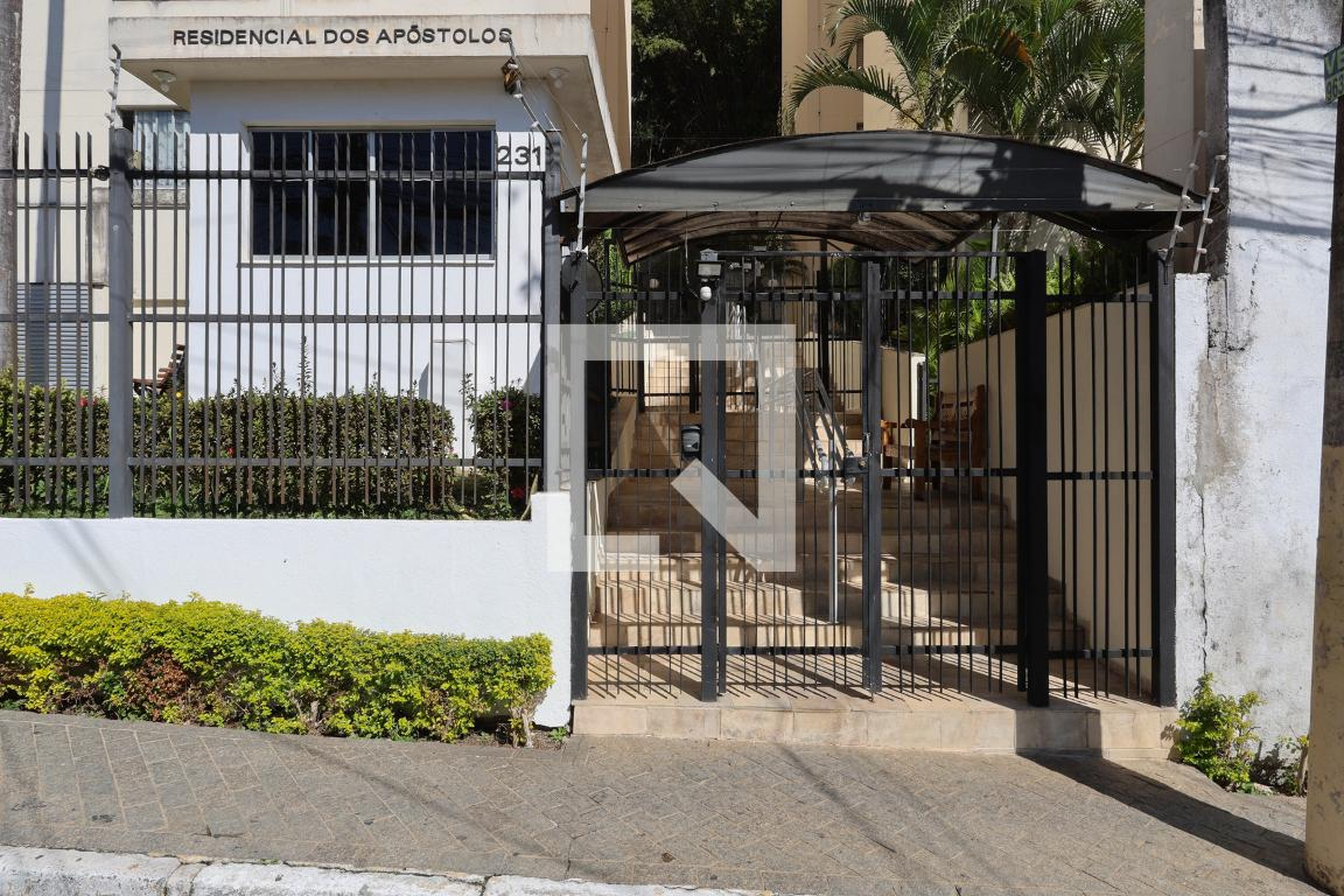 Fachada do condomínio Residencial dos Apóstolos
