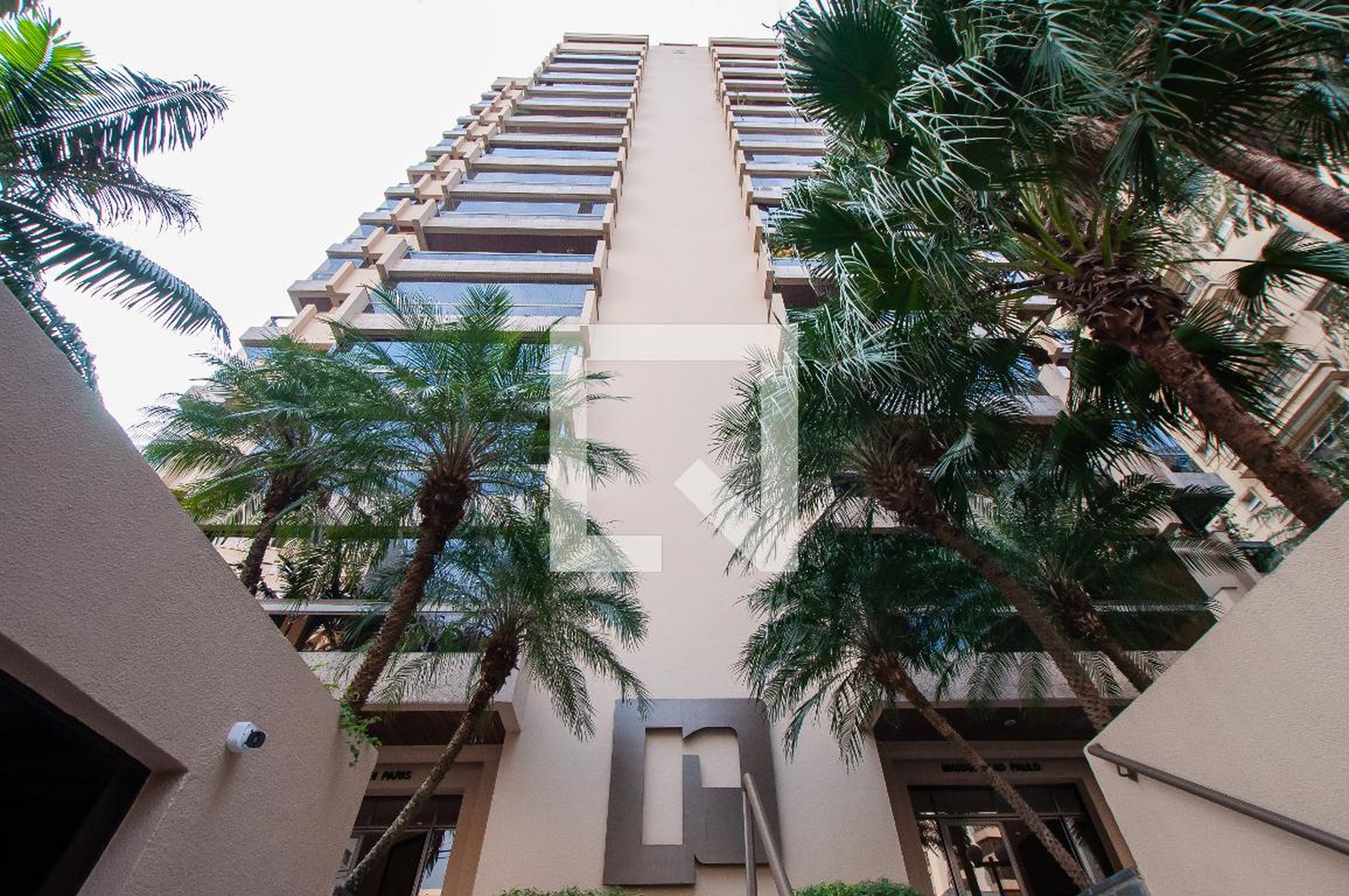 Fachada Condomínio Paco Rabane