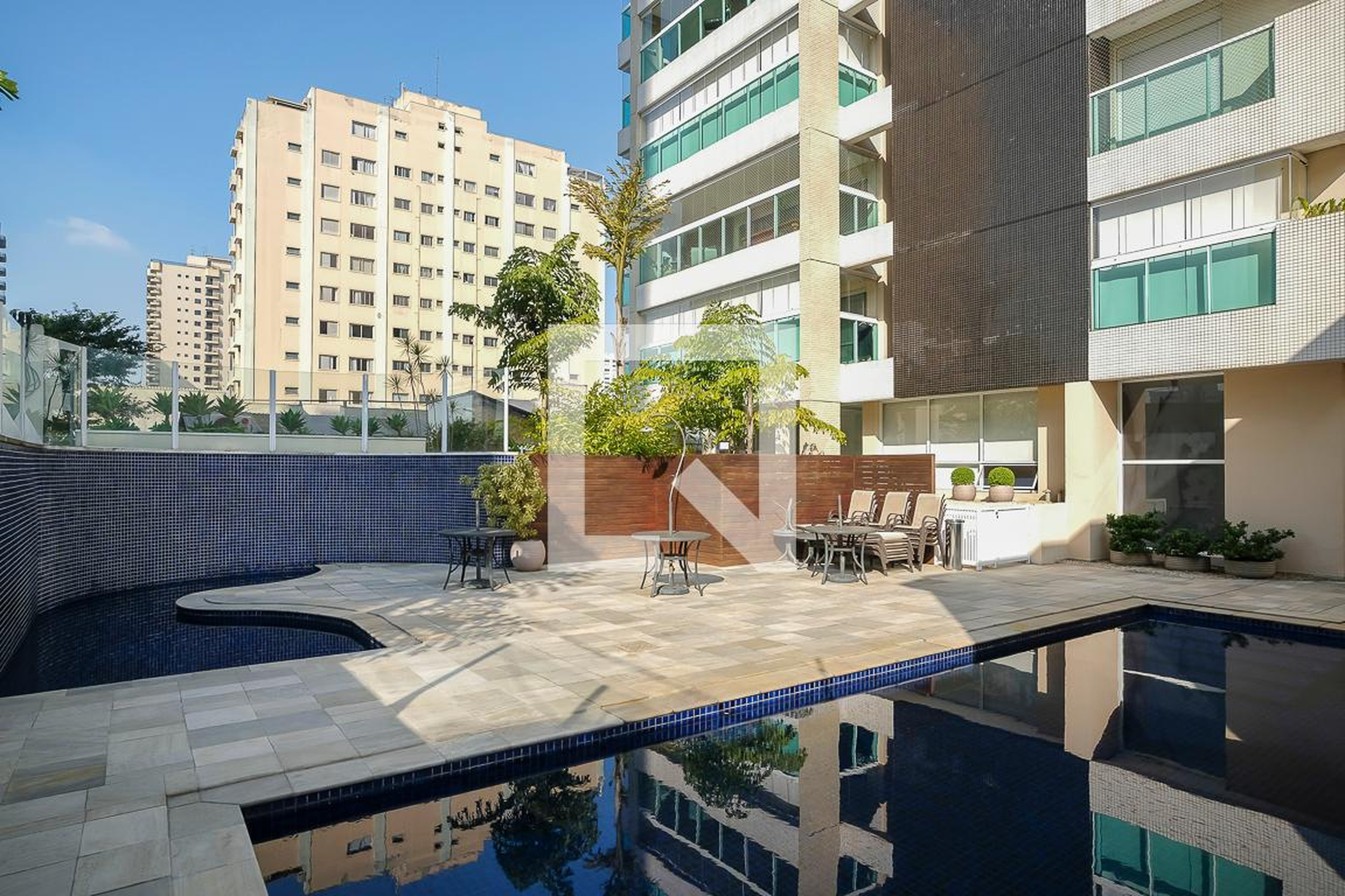 Piscina - Edifício Espacio Doble