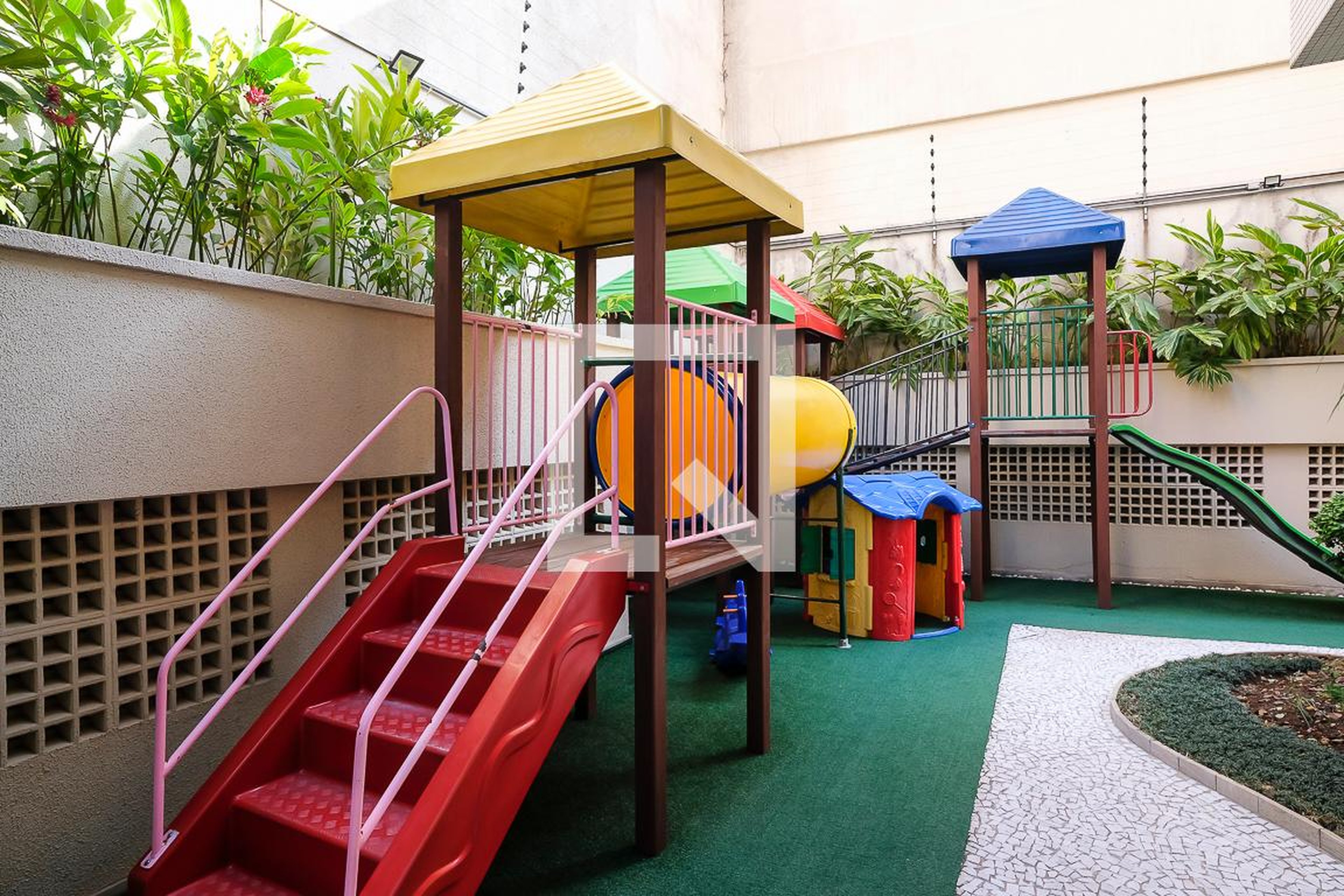 Playground - Edifício Espacio Doble