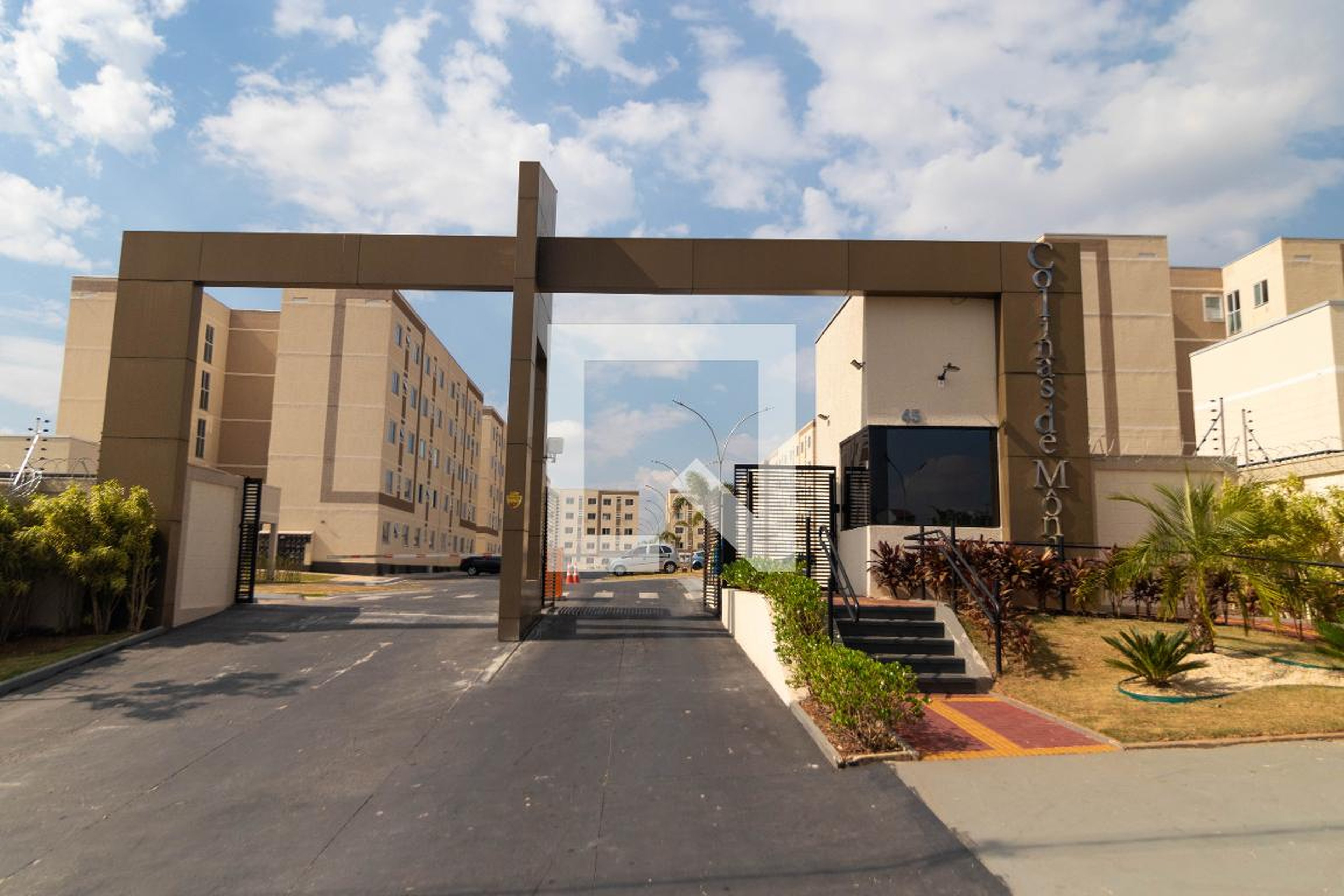 Fachada Condomínio Colinas de Mônaco