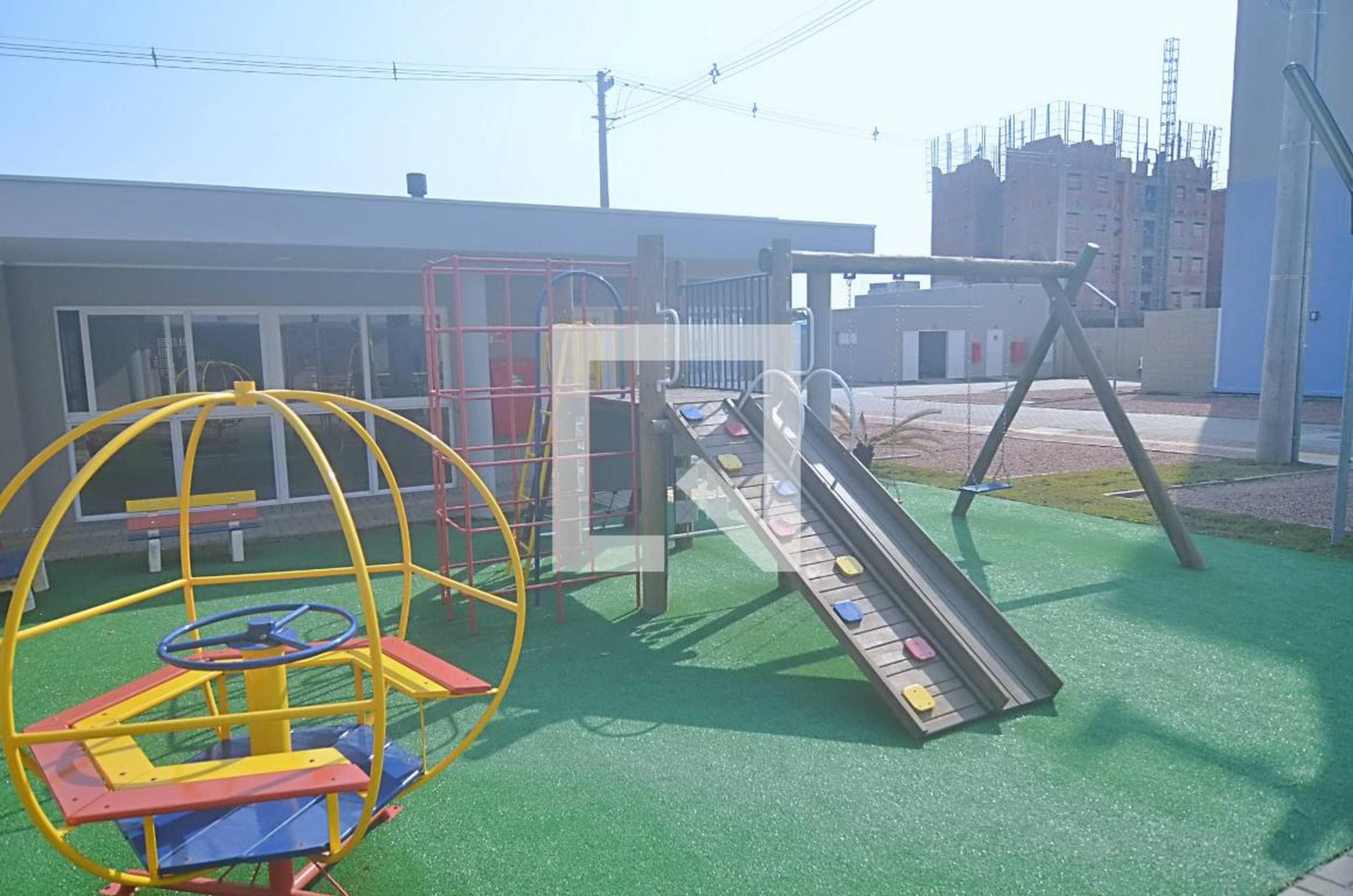 Playground - Residencial Poema