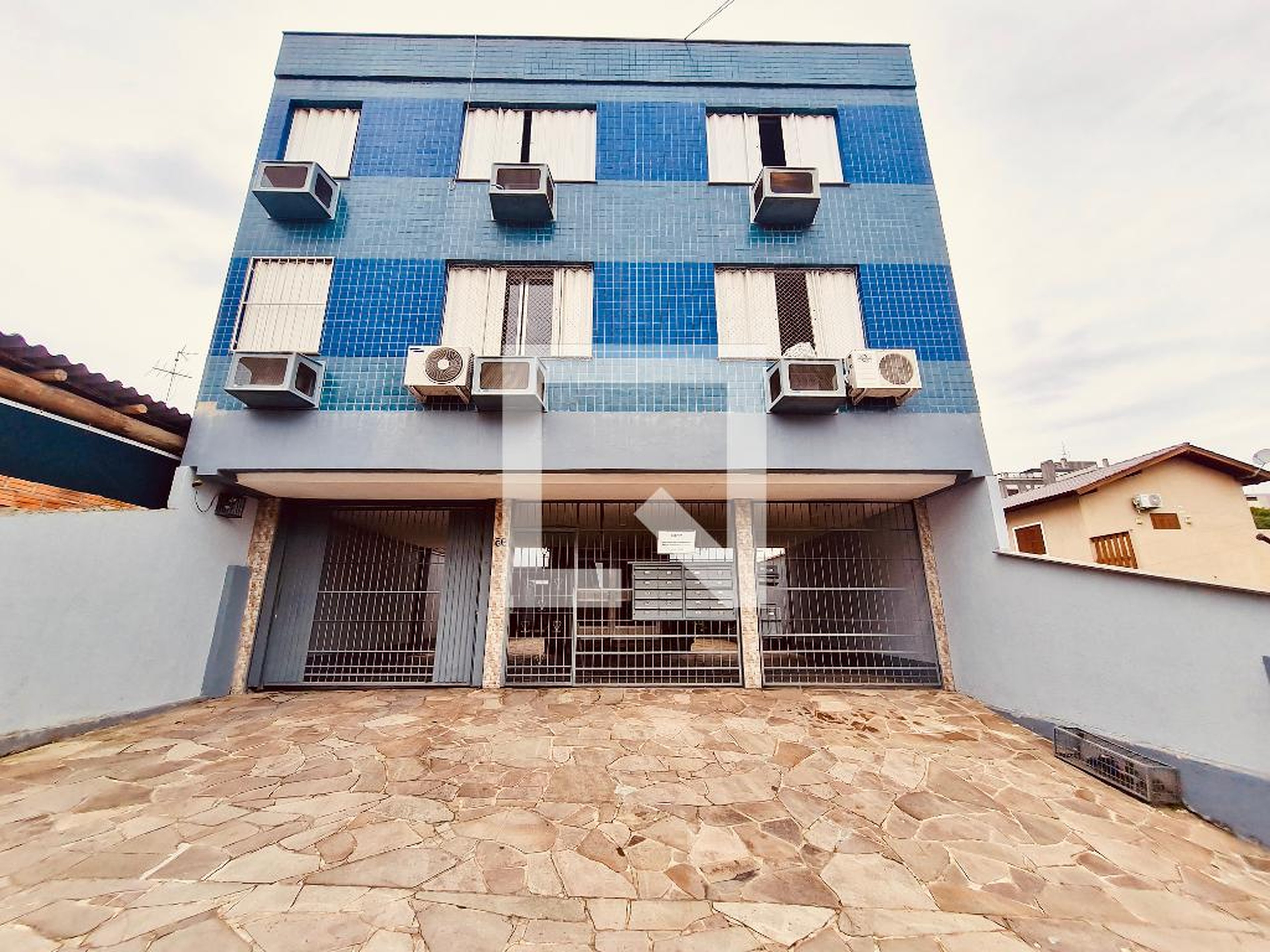 Fachada Condomínio em Rua São Mateus, 105