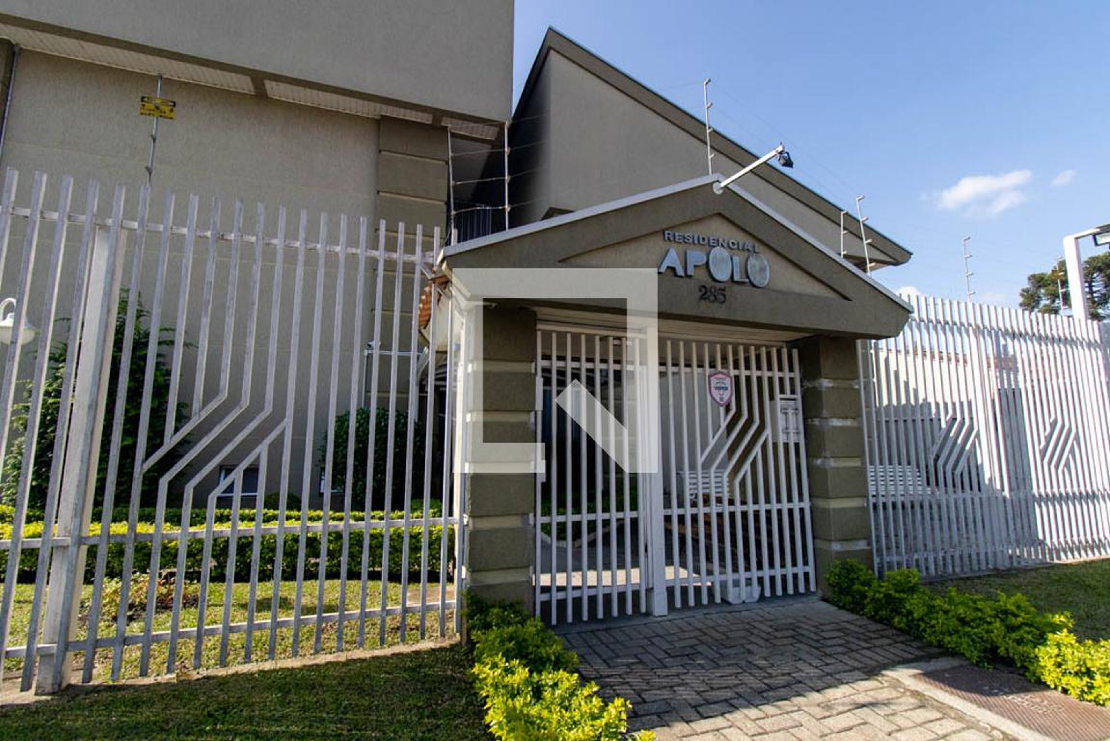 Fachada do Condomínio Condomínio em Rua Brasílio Ribas, 285