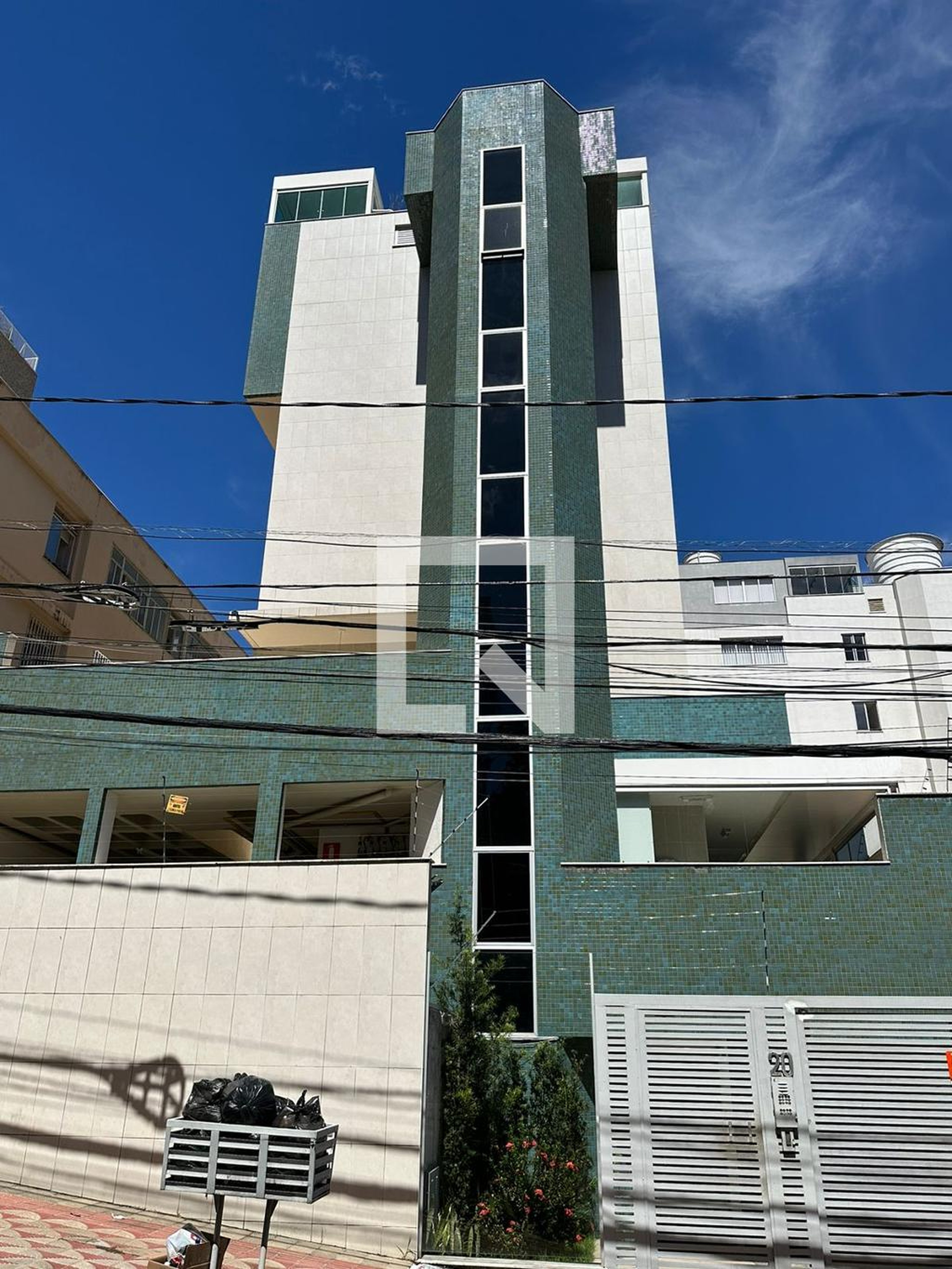 Fachada Condomínio Oliveira