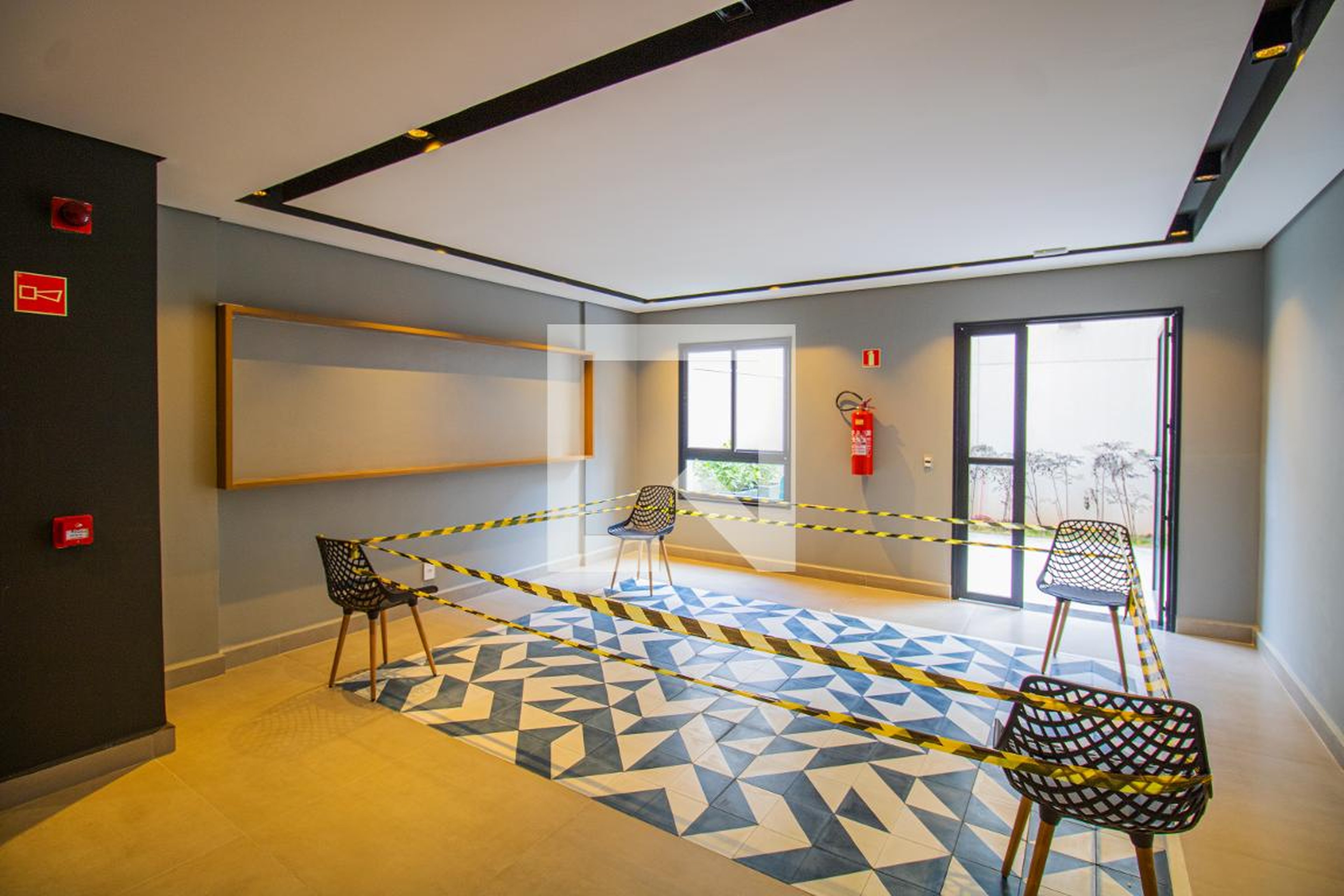 Hall social - Max Tucuruvi