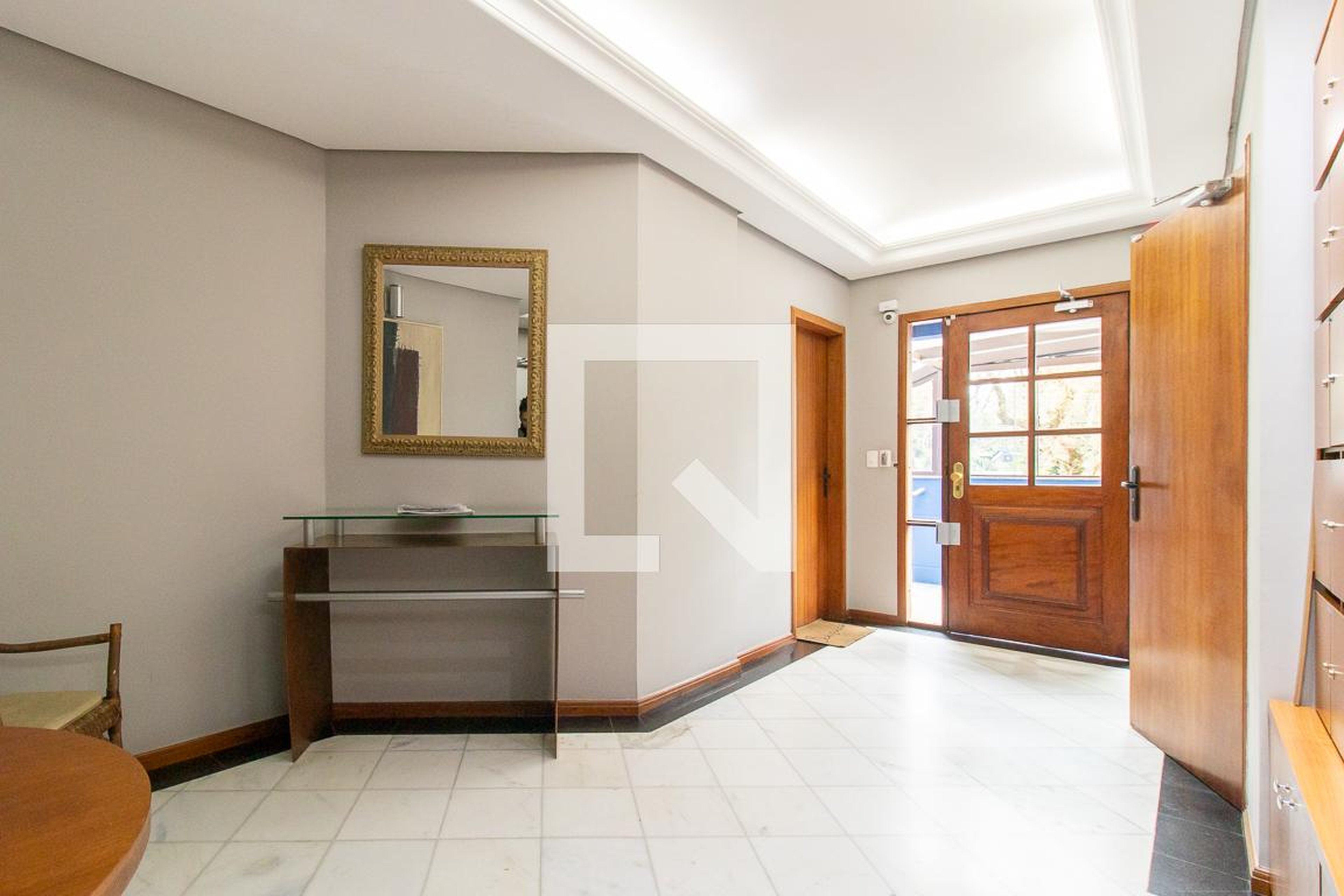 Hall de entrada Condomínio em Rua da Bandeira, 427