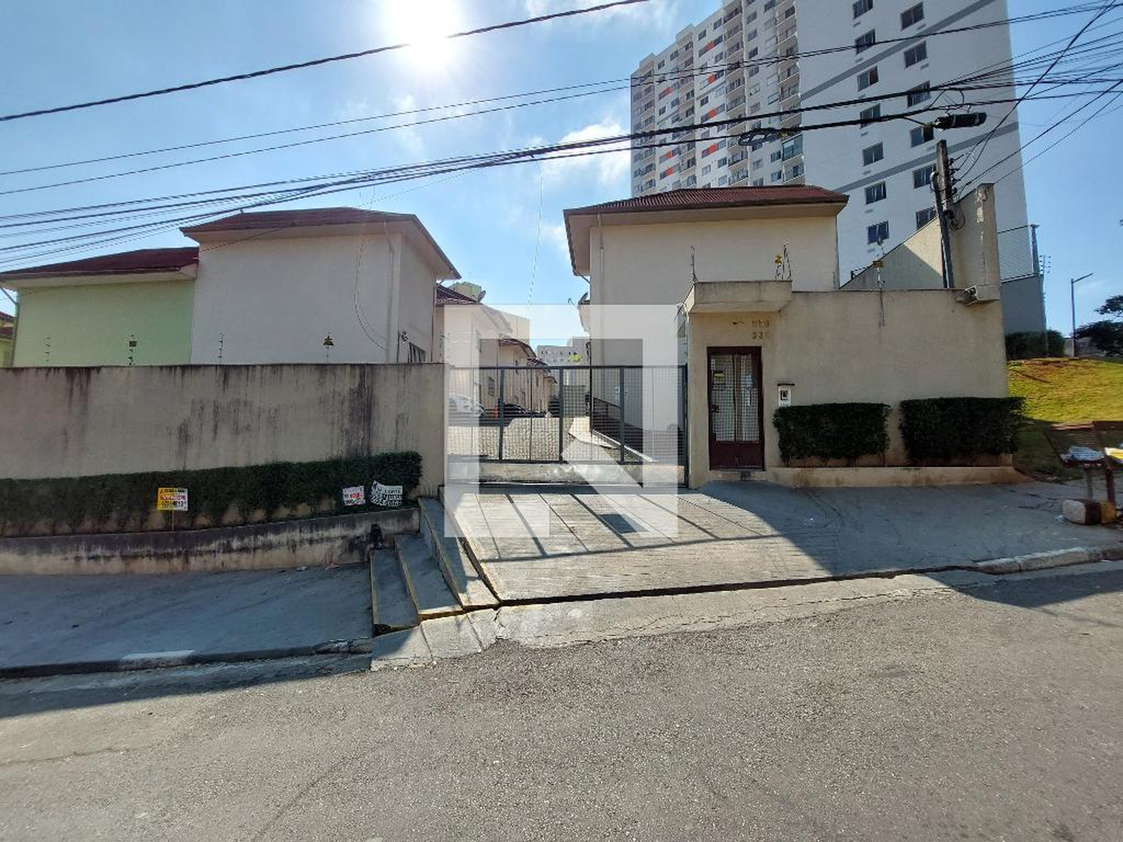 Fachada Condomínio em Rua Rubem de Souza, 600