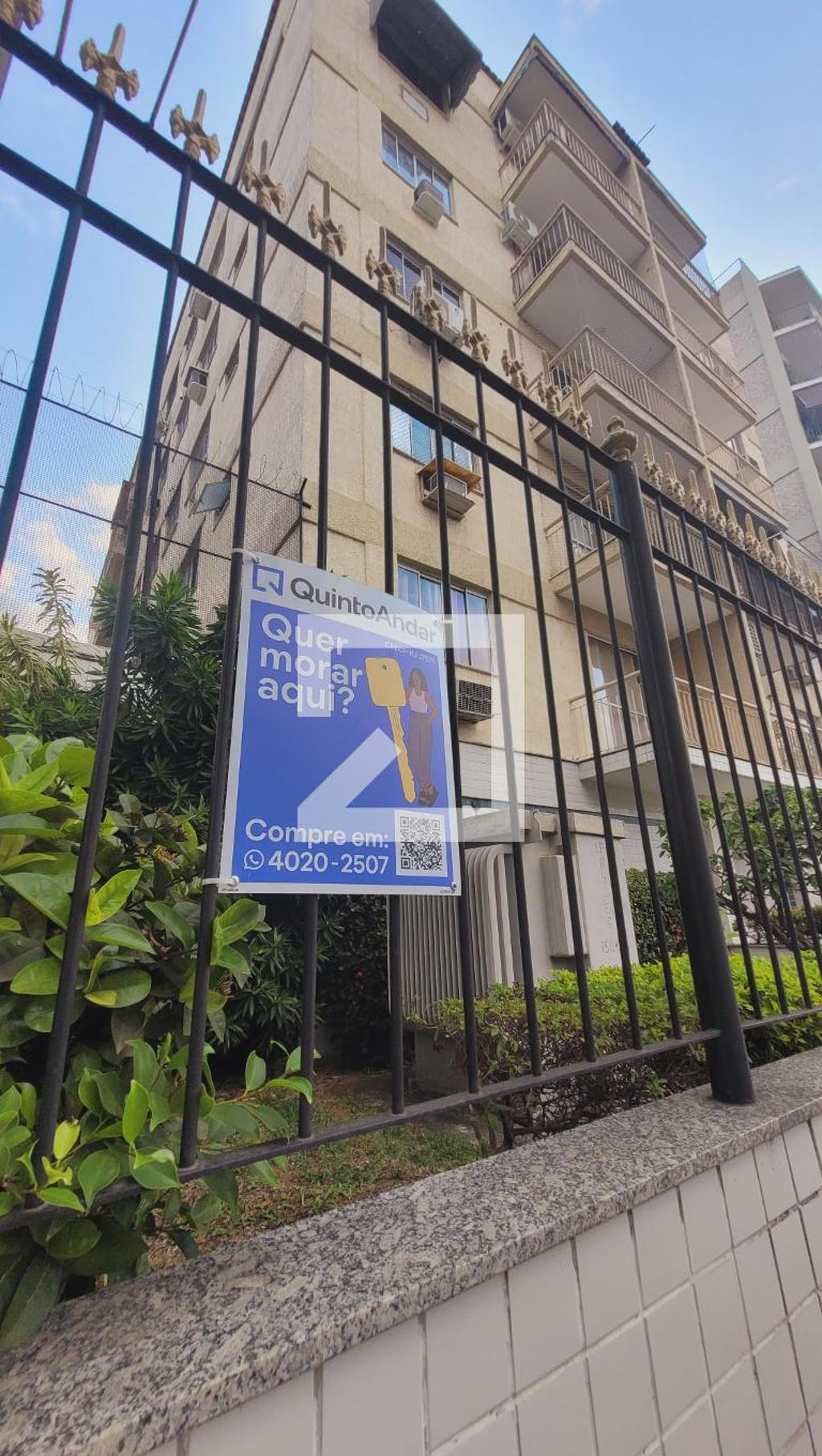 Fachada Condomínio em Rua Ouro Fino, 253