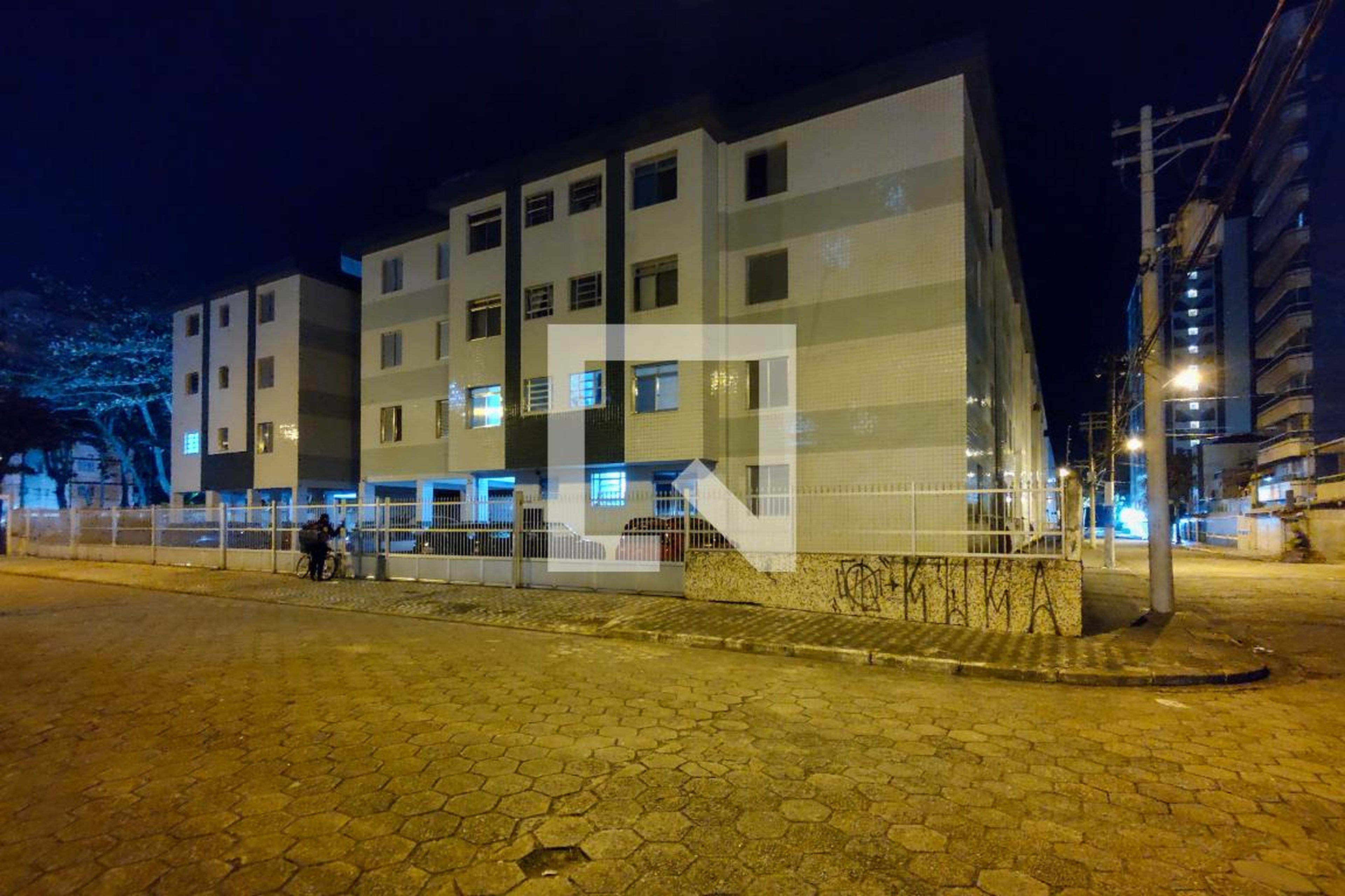 Fachada do Prédio Condomínio em Rua Argentina, 775