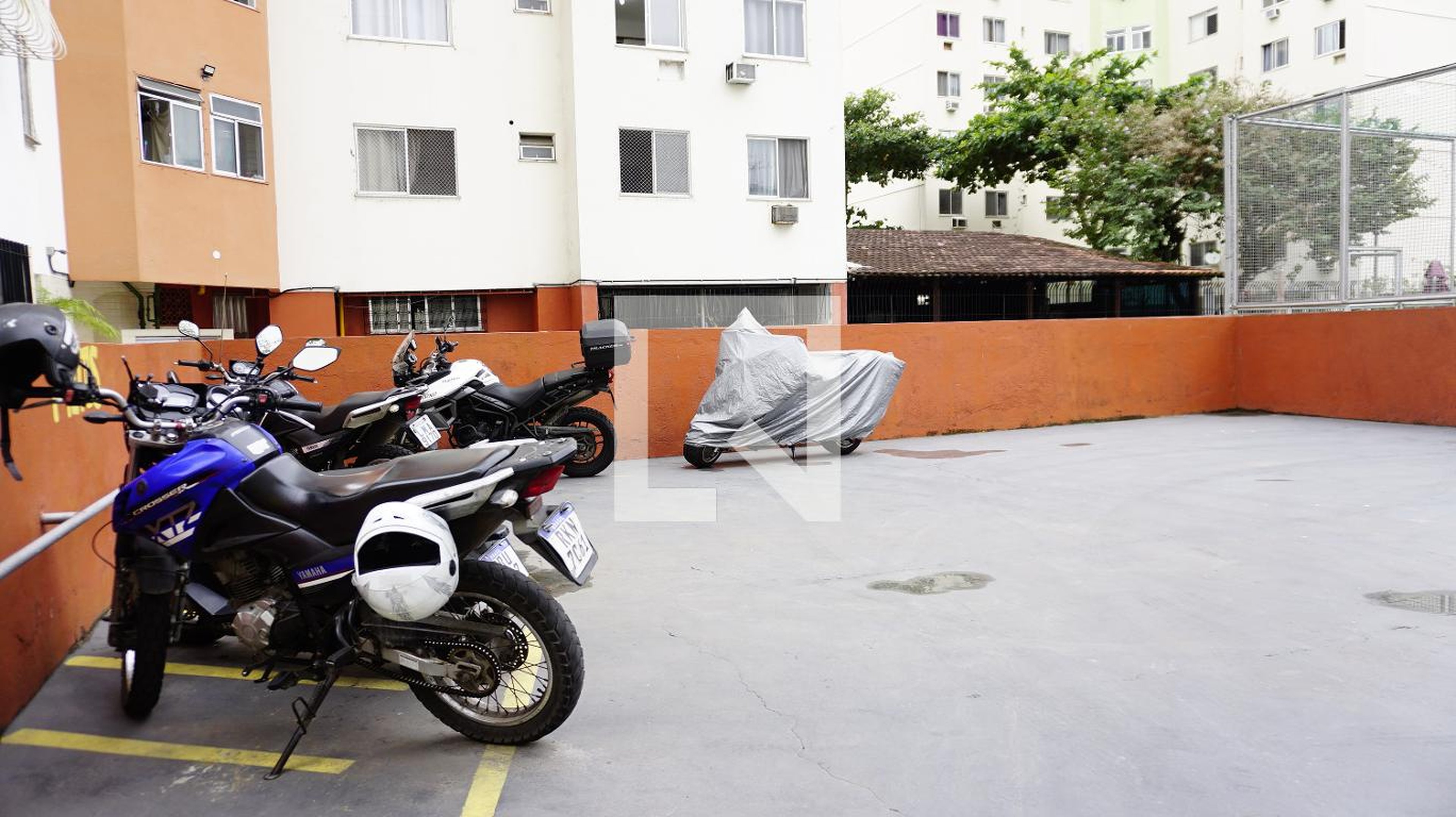 Área comum Condomínio em Estrada dos Bandeirantes, 8125