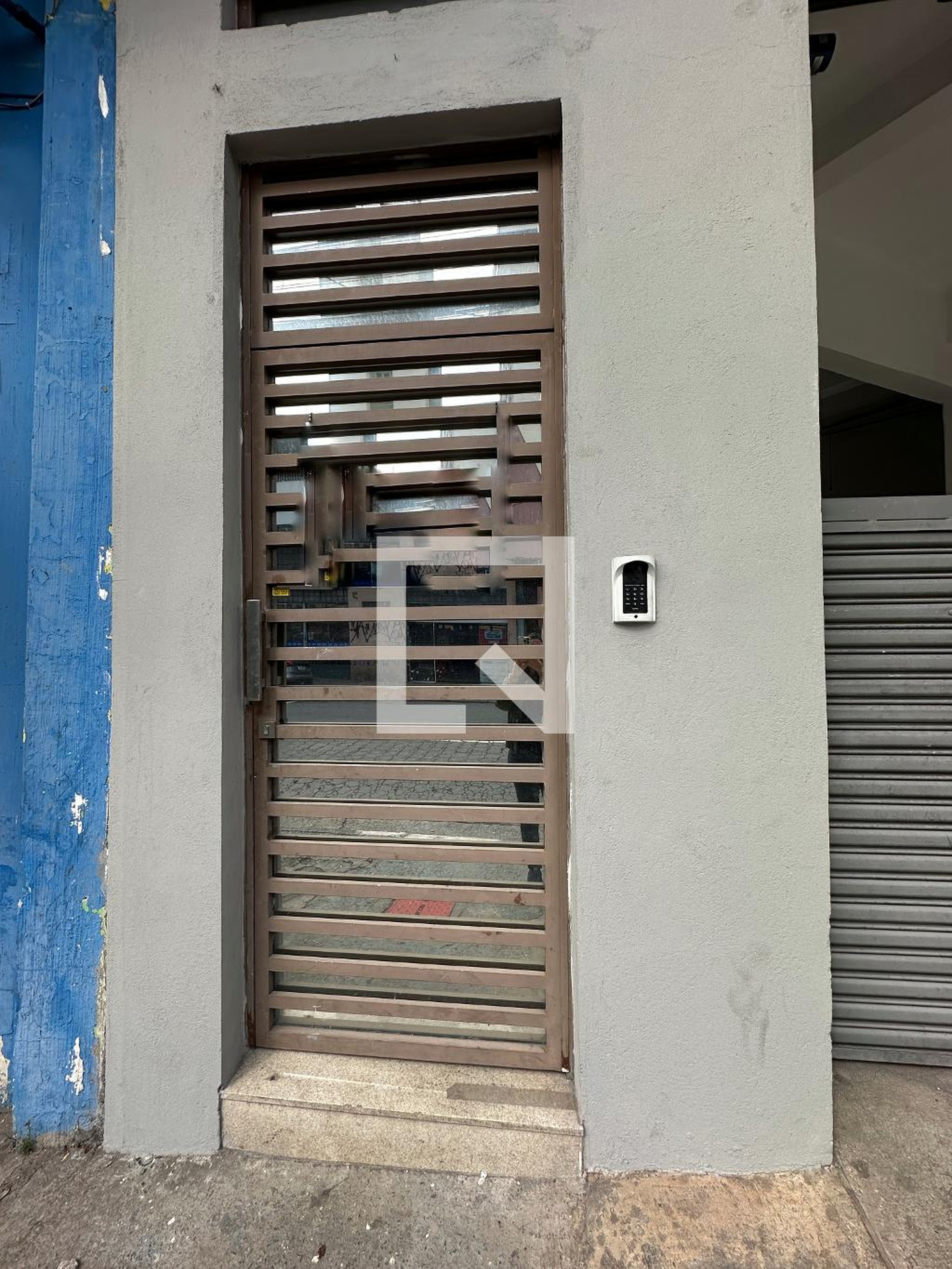 Fachada Condomínio em Rua Benedito Faustino de Morais, 48