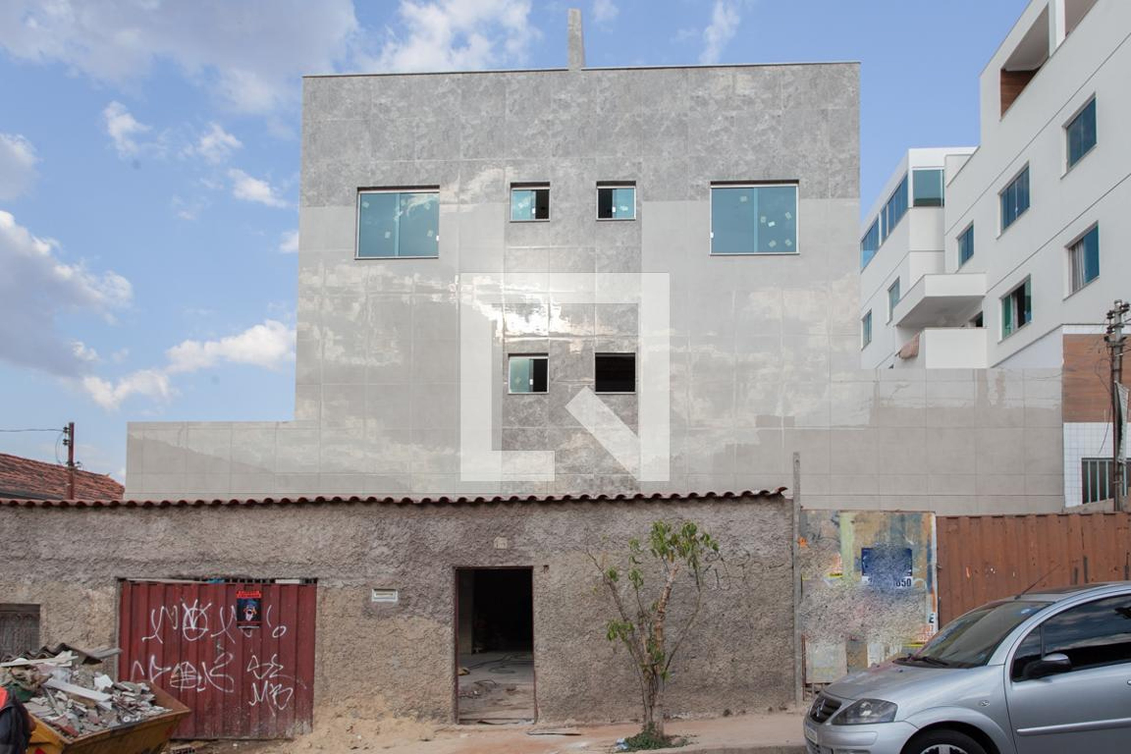 Fachada Condomínio em Rua Onofre Furtado da Silva, 19