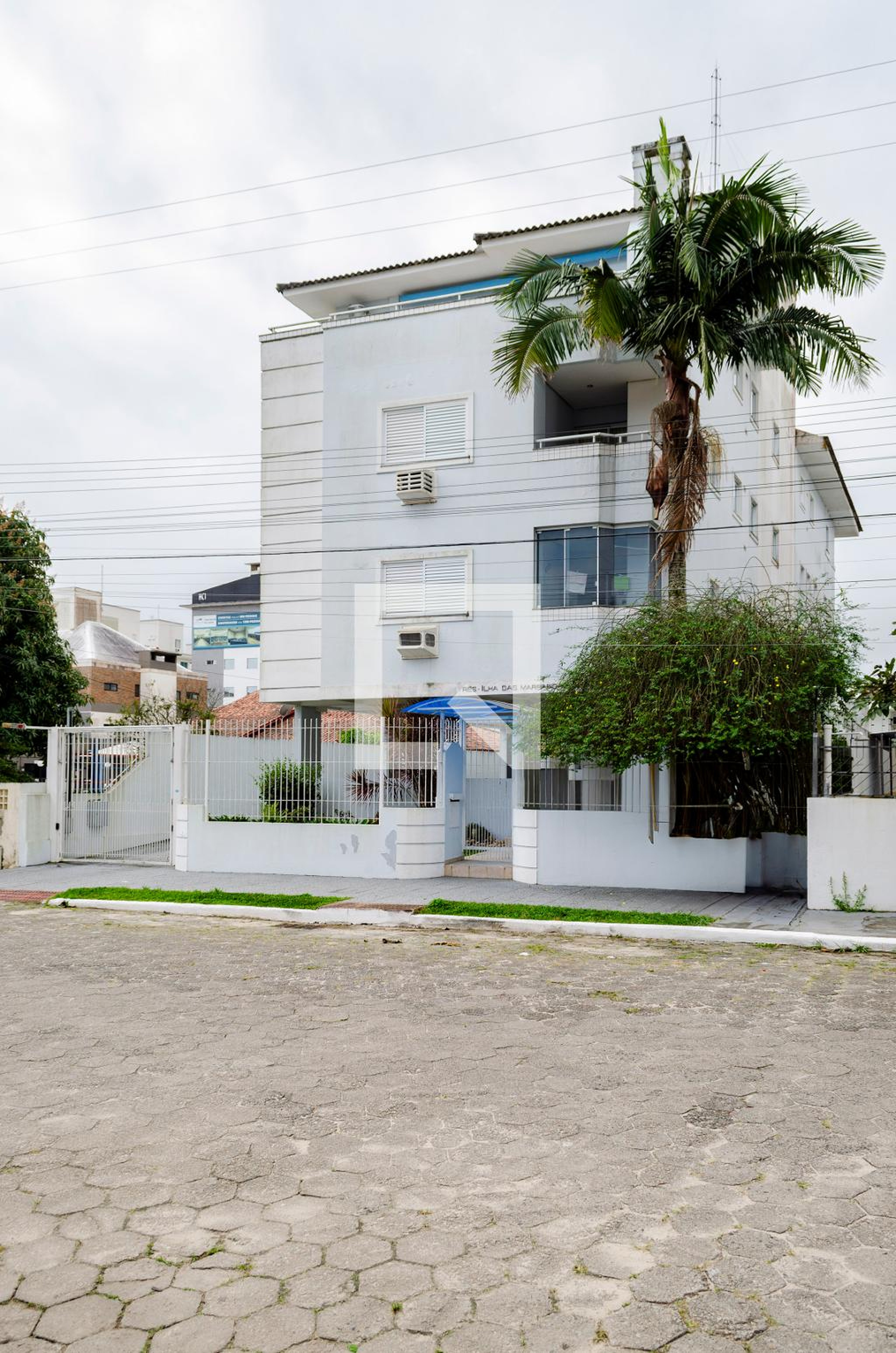 Fachada Condomínio em Rua do Kalifa, 406